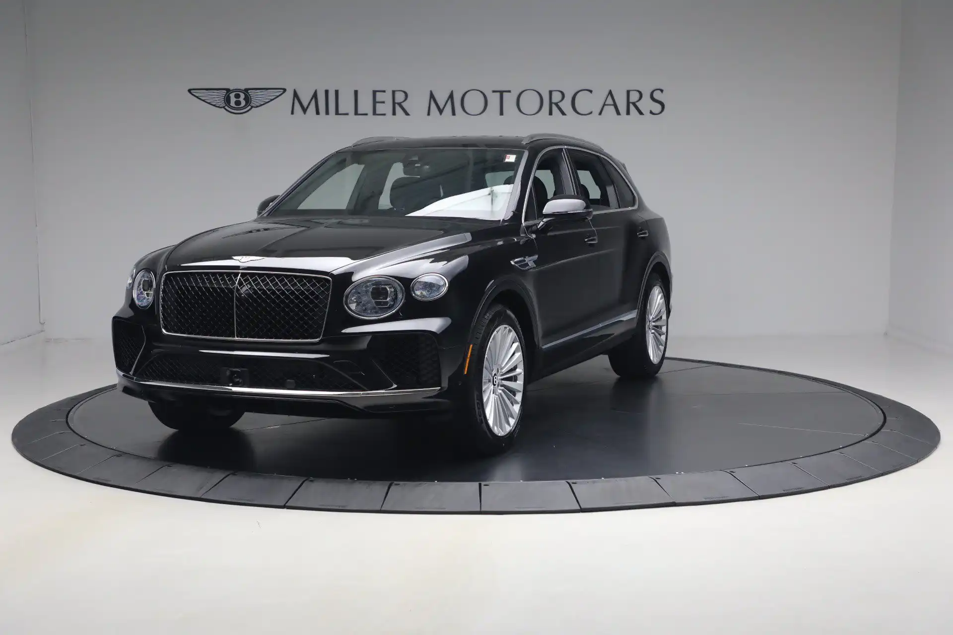 2026 Bentley Bentayga's photo