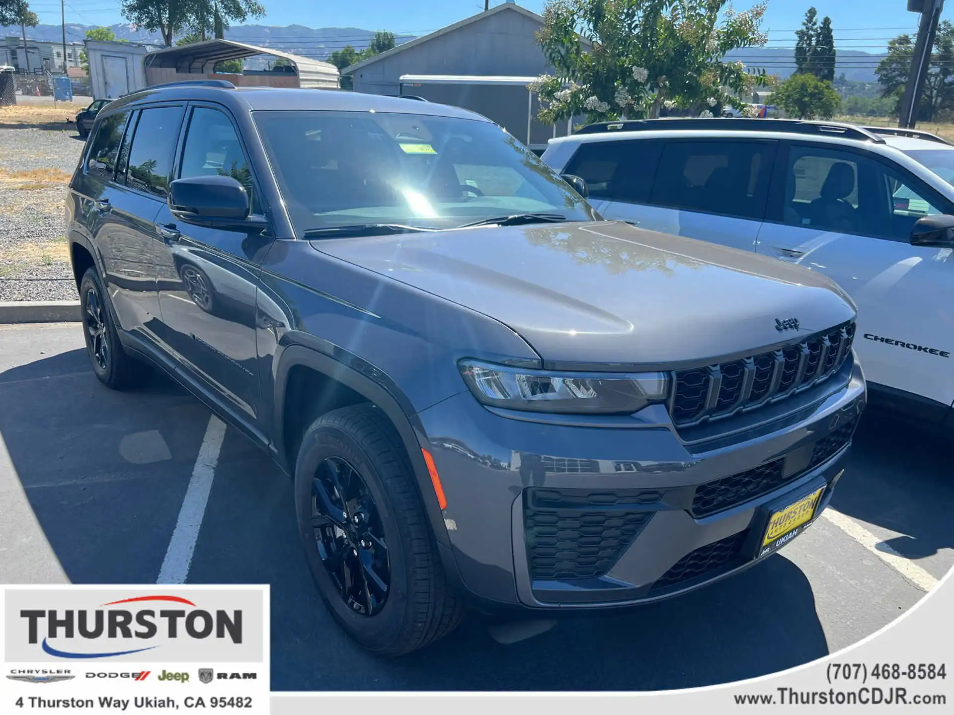 2026 Jeep Grand Cherokee L Laredo Altitude 4x4's photo
