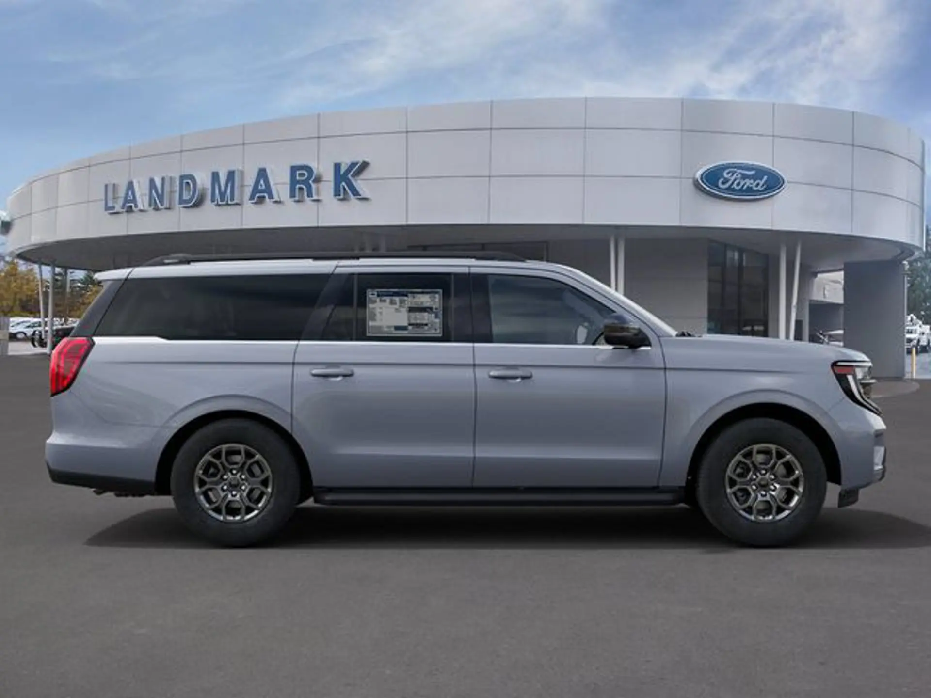 2027 Ford Expedition Active MAX 4x4 photo 5