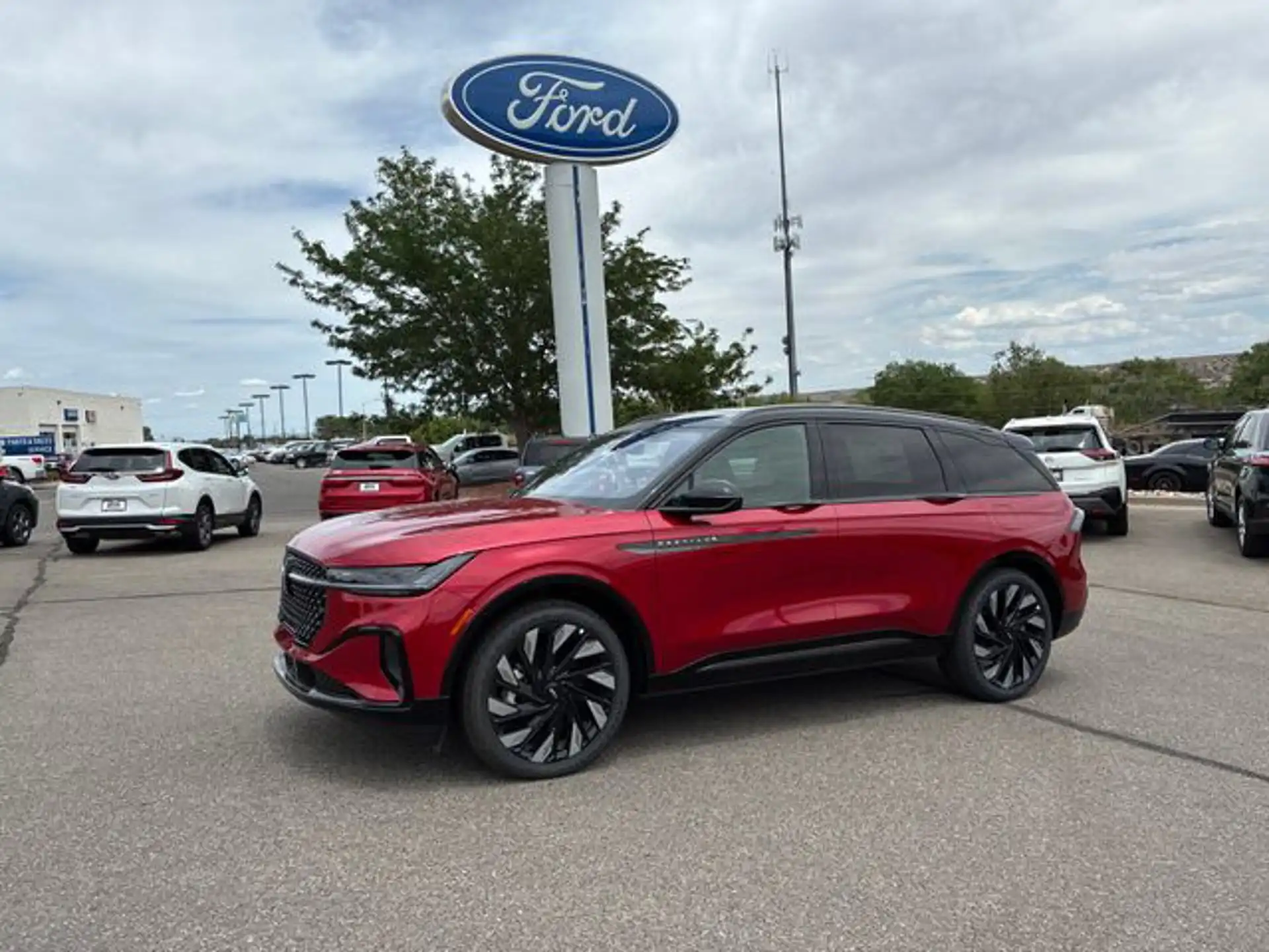 2025 Lincoln Nautilus Reserve AWD's photo
