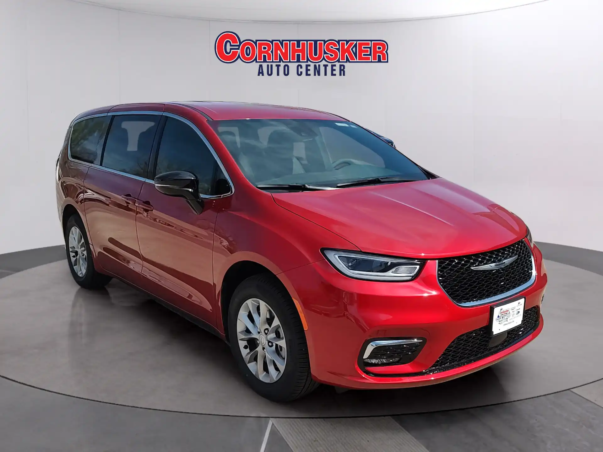 2026 Chrysler Pacifica Select AWD's photo