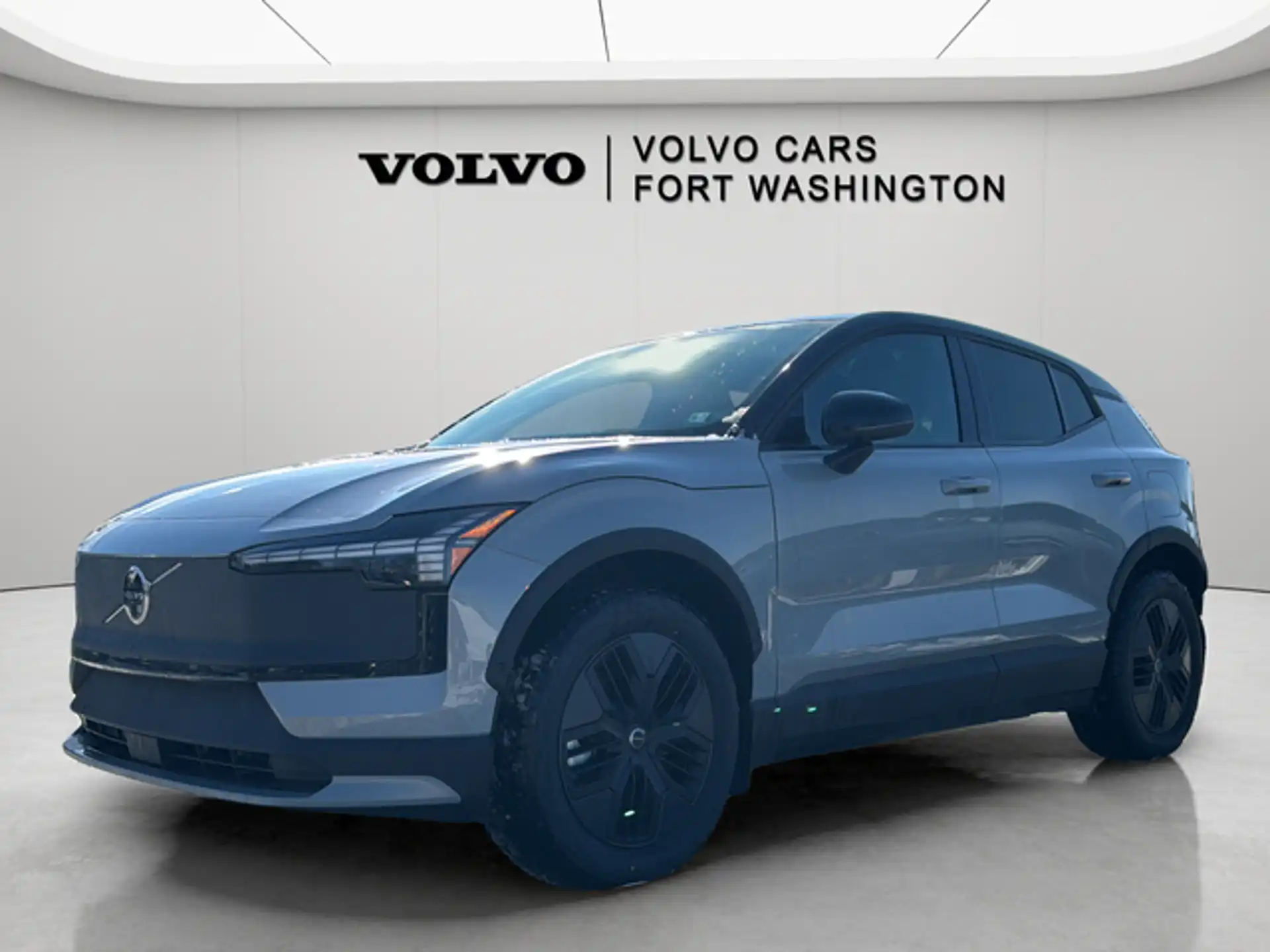 2026 Volvo EX30 Twin Motor Cross Country Ultra's photo