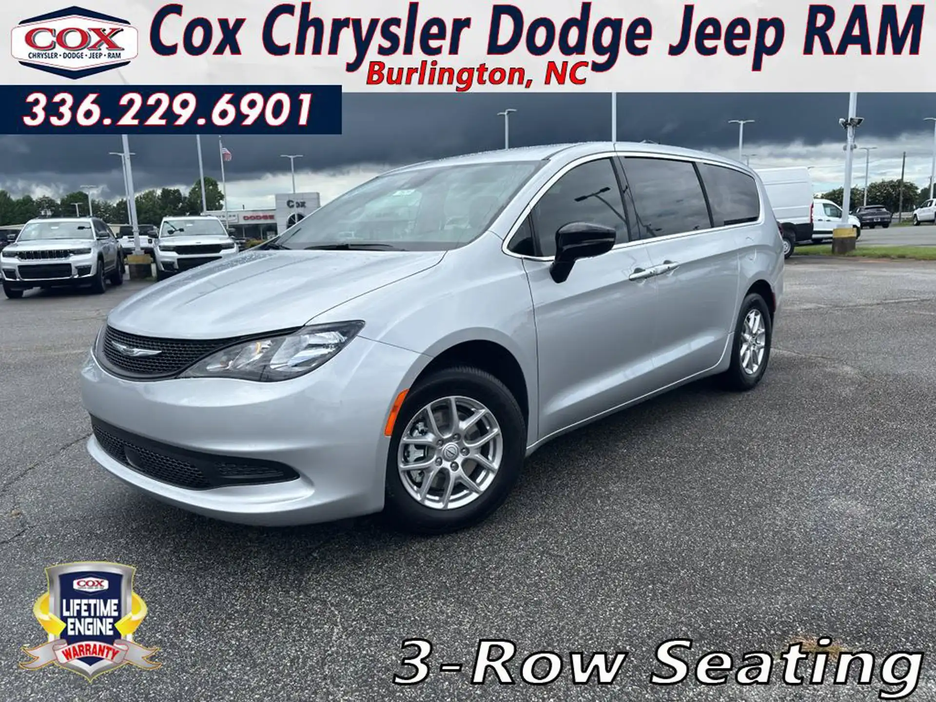 2026 Chrysler Voyager LX's photo