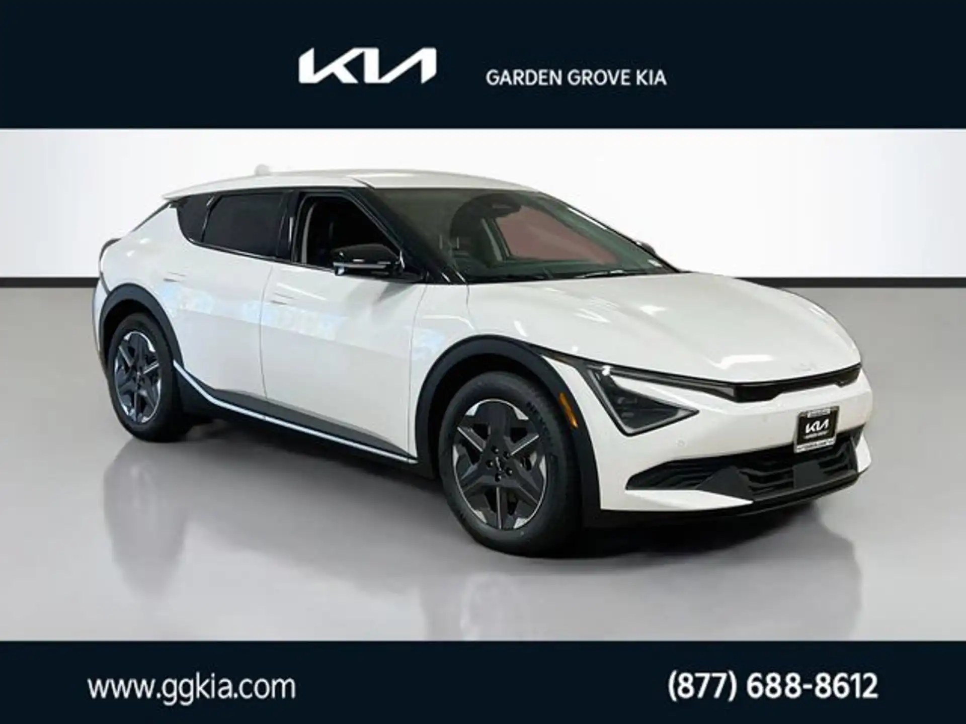 2026 Kia EV6 Light L/R's photo