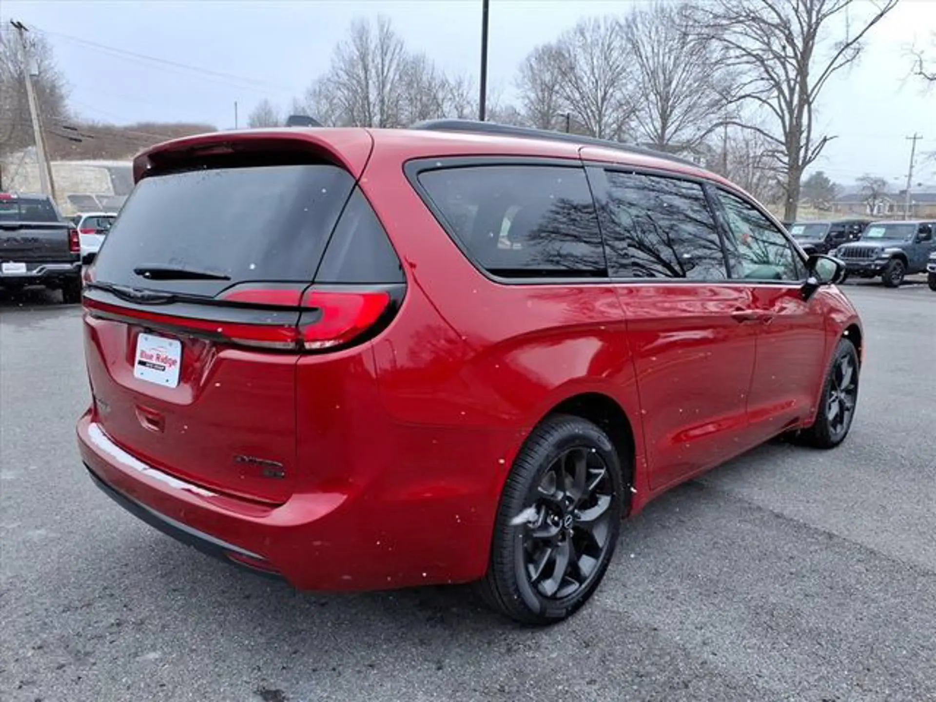 2026 Chrysler Pacifica Limited AWD photo 4