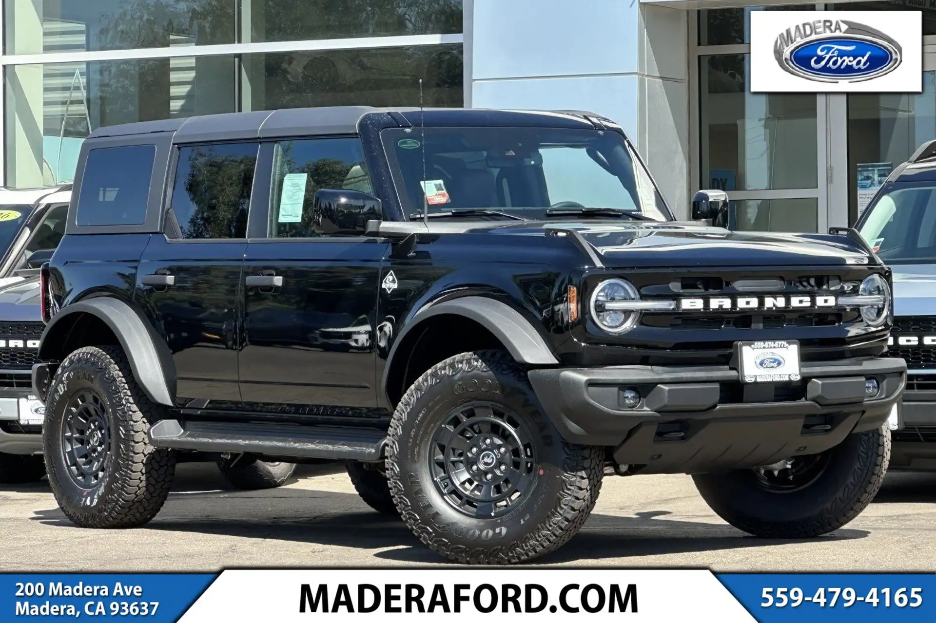 2026 Ford Bronco Outer Banks 4x4's photo