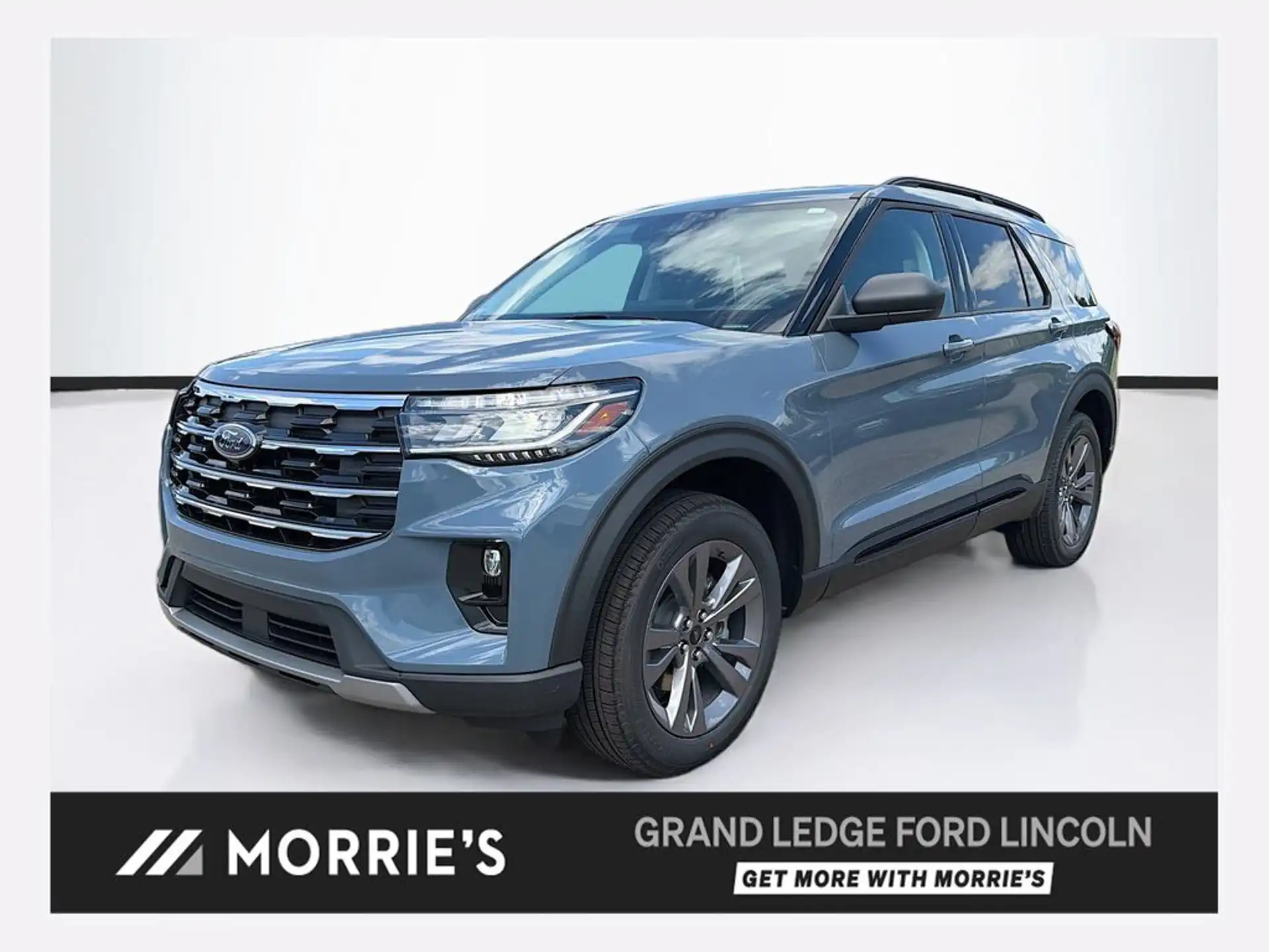 2026 Ford Explorer Active 4WD's photo
