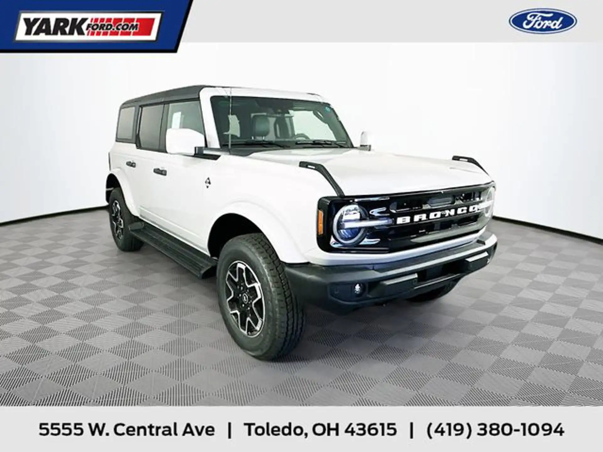 2026 Ford Bronco Outer Banks 4x4's photo
