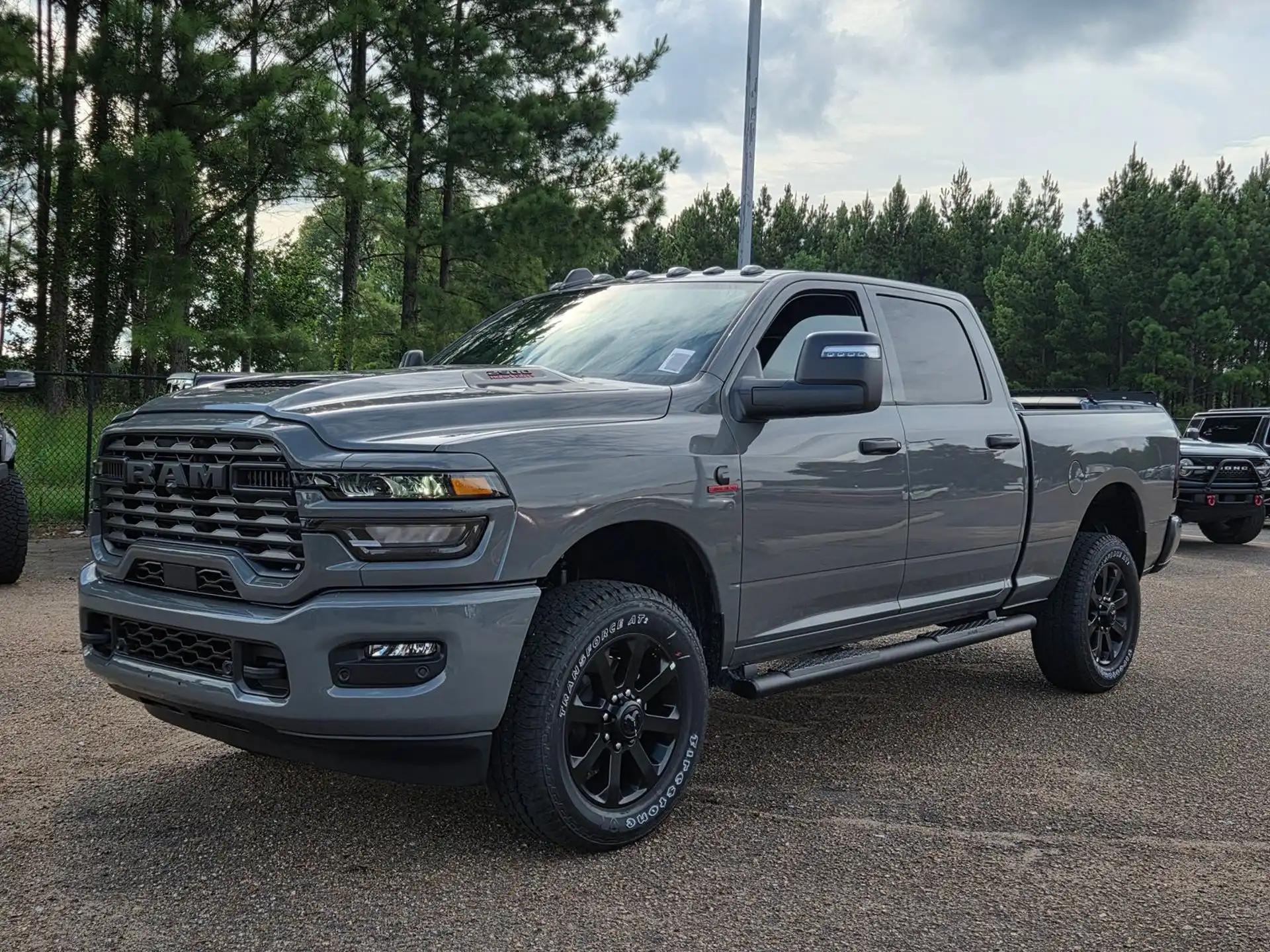 2026 RAM 2500 Tradesman/Black Express 4X4 Crew Cab SWB's photo