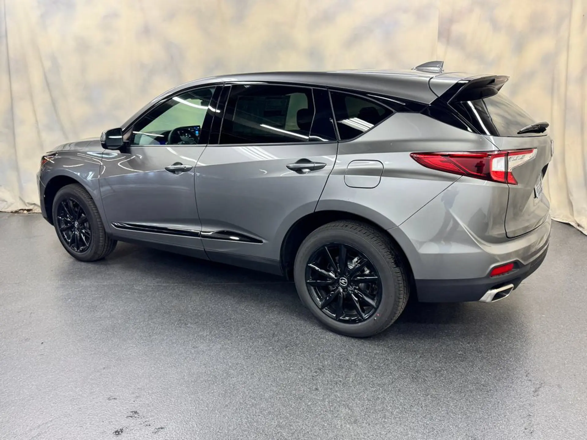 2026 Acura RDX SH-AWD photo 4