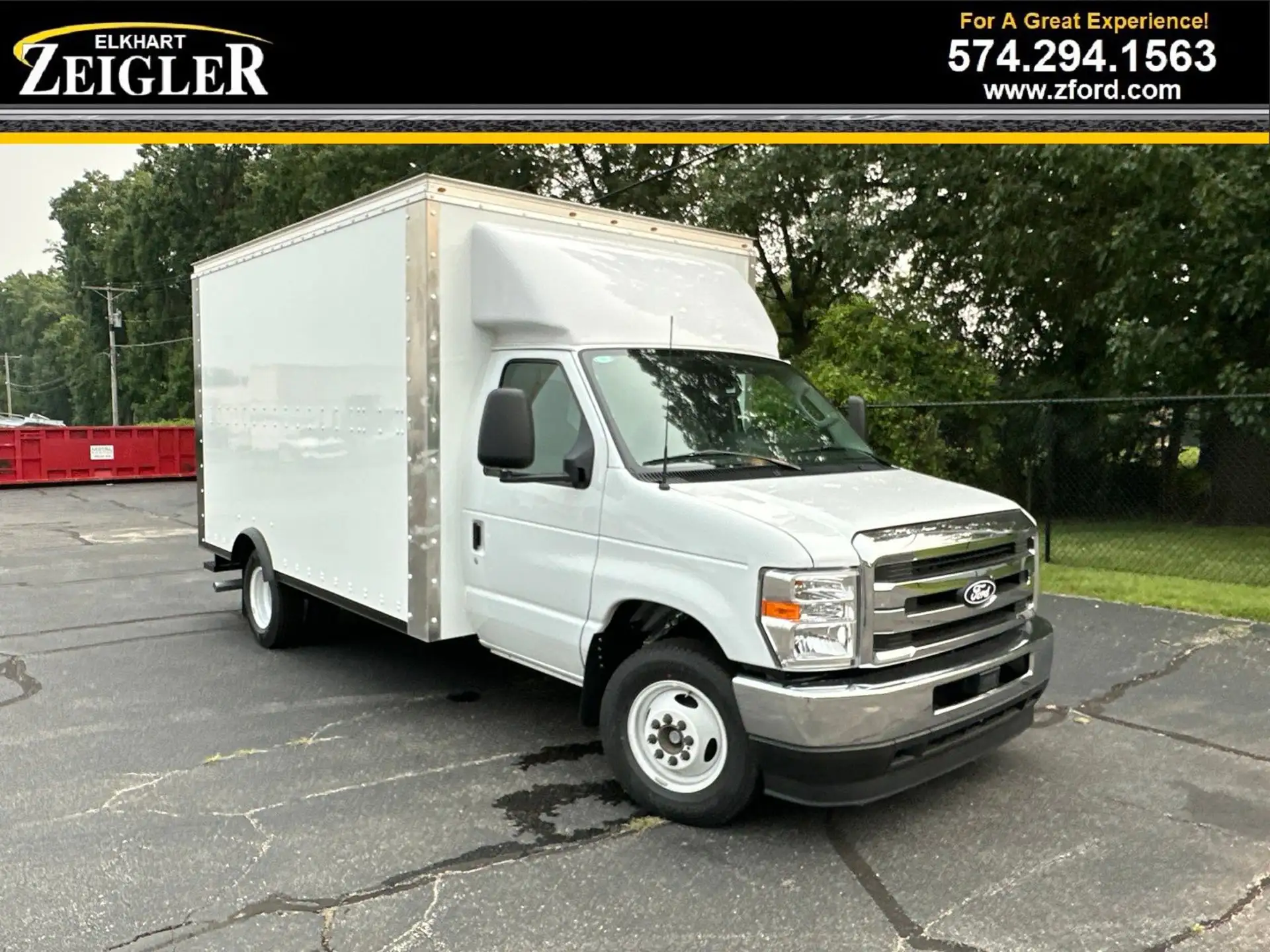 2026 Ford E-Series DRW E-350 Super Duty 158 in WB's photo