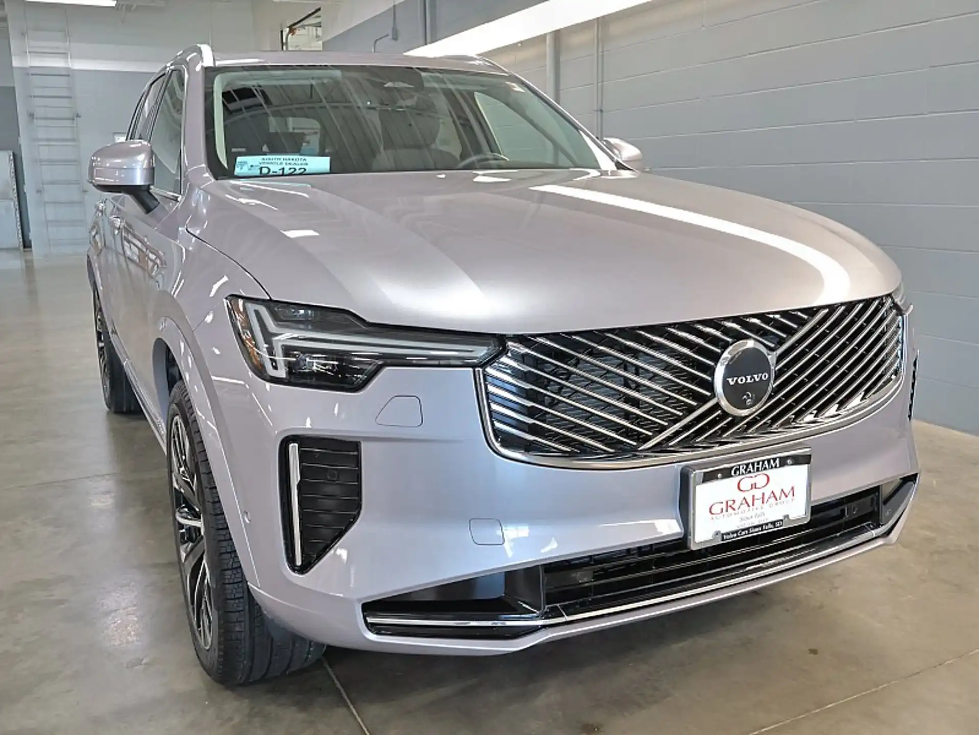 2026 Volvo XC90 B5 Plus Bright 4WD's photo