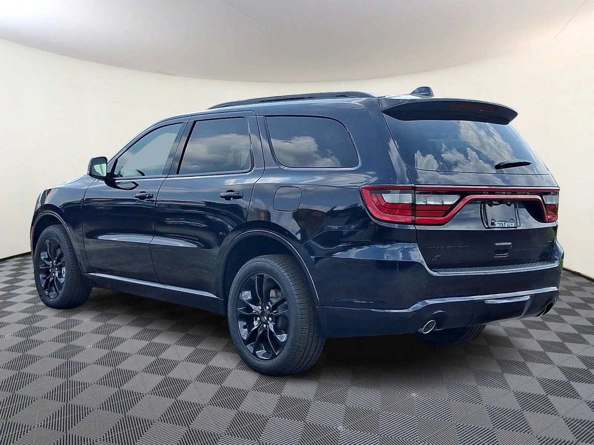 2026 Dodge Durango GT Plus AWD photo 3