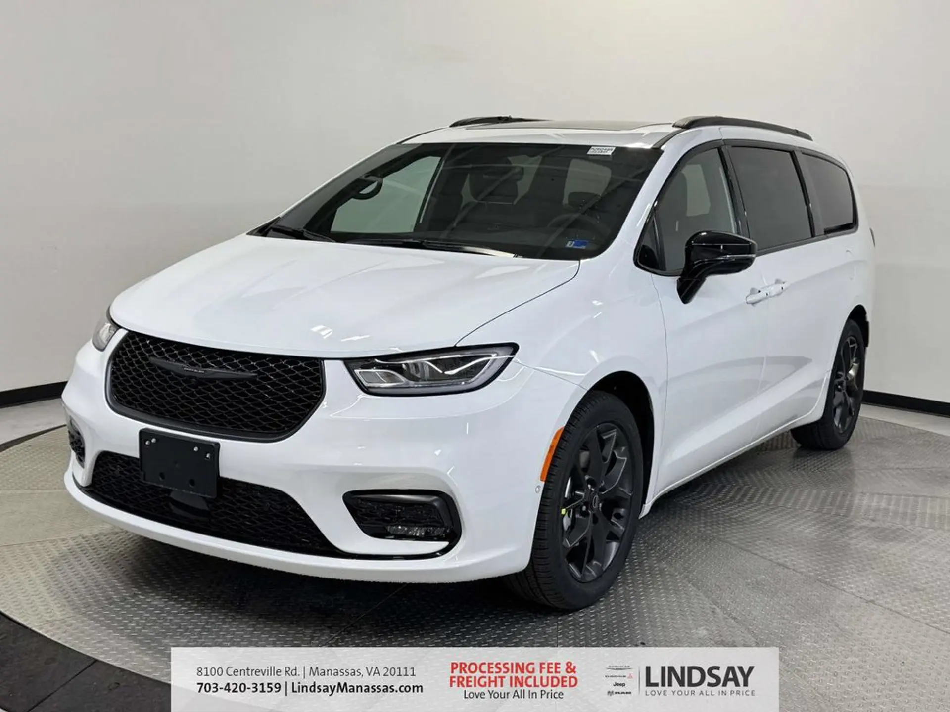 2026 Chrysler Pacifica Select photo 4