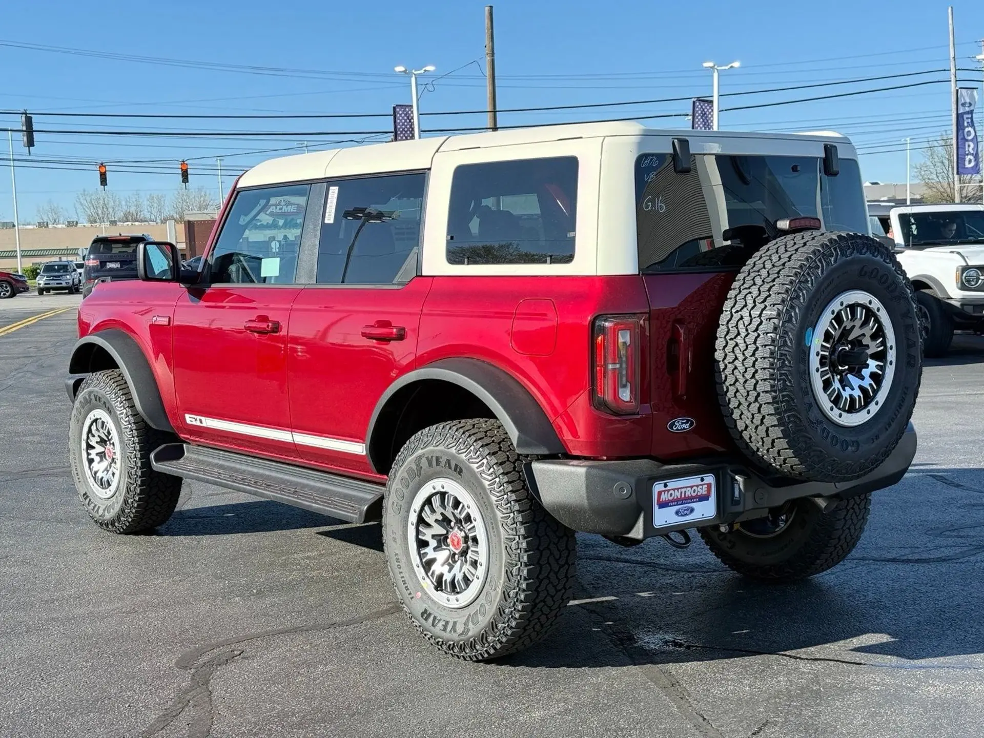 2026 Ford Bronco Outer Banks 4x4 photo 5