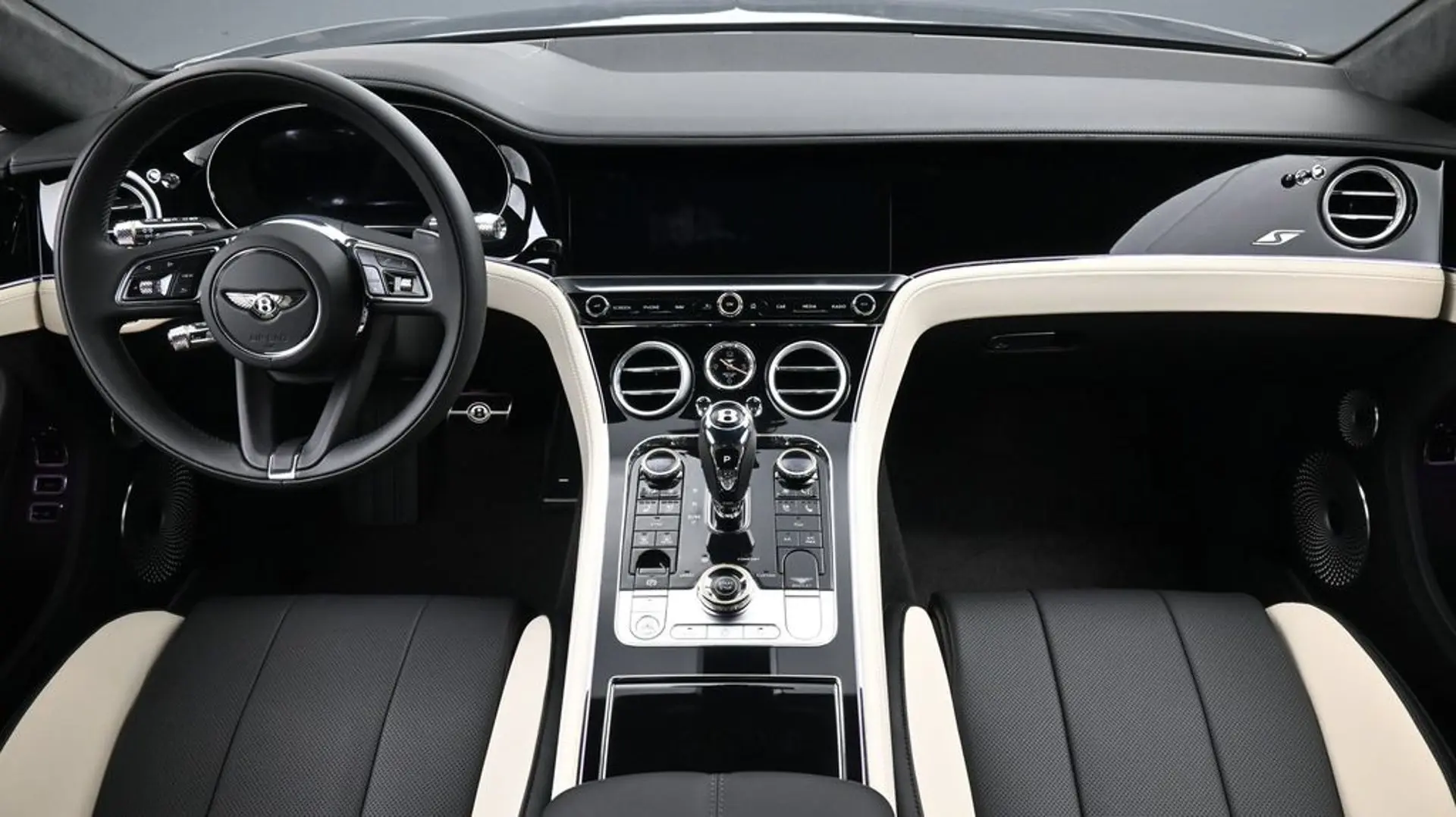 2026 Bentley Continental GT Base photo 4