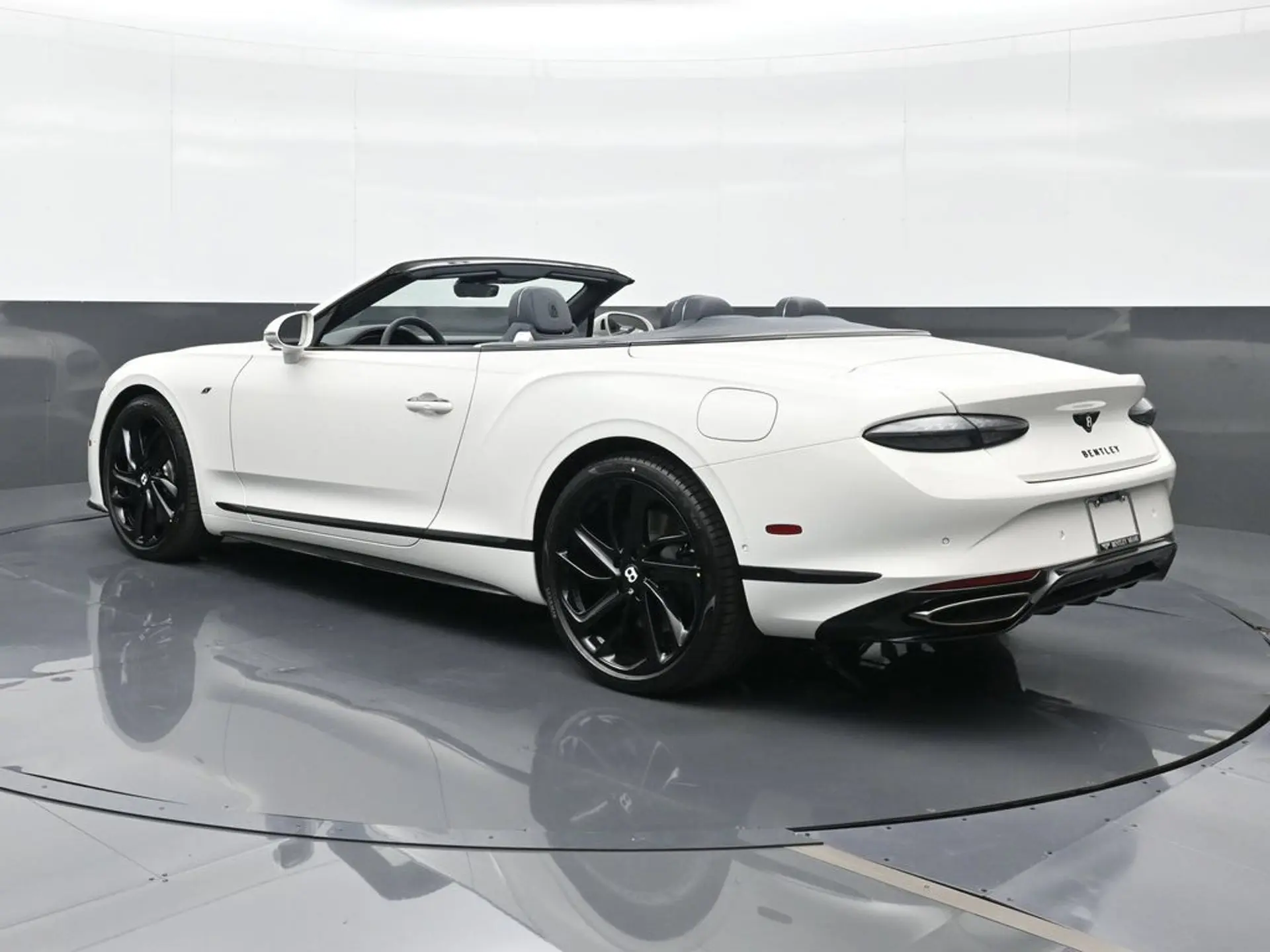 2026 Bentley Continental GT Base photo 3