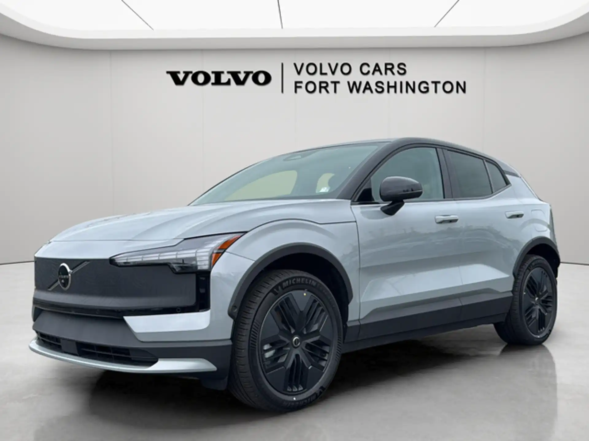 2026 Volvo EX30 Twin Motor Cross Country Ultra's photo