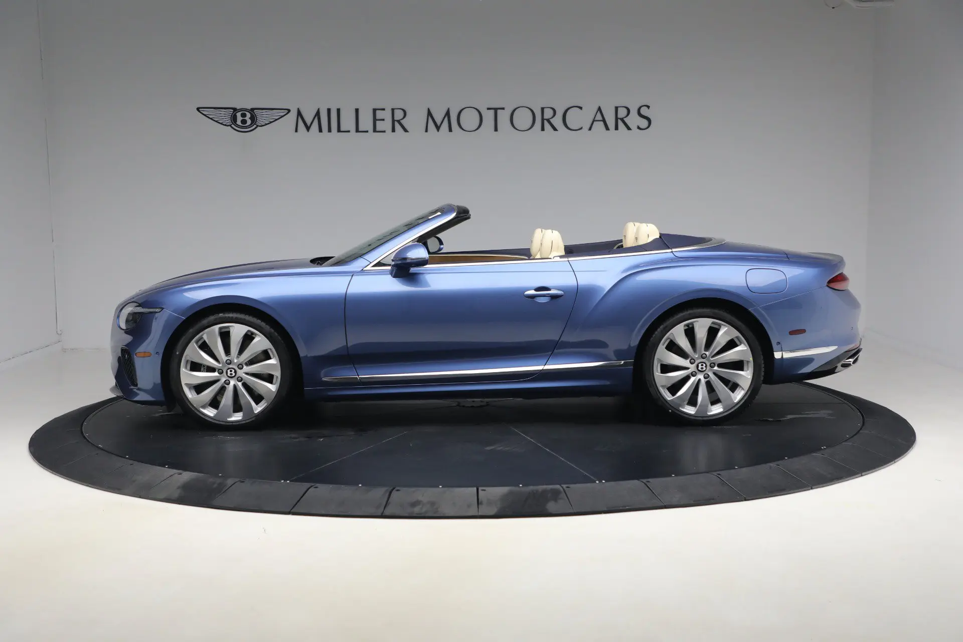 2026 Bentley Continental GT Base photo 3