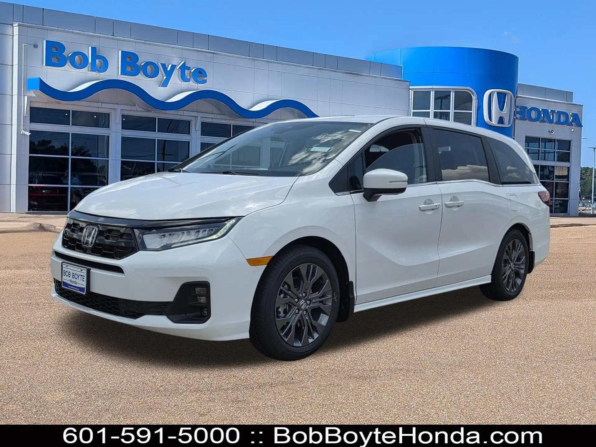 2026 Honda Odyssey Touring's photo