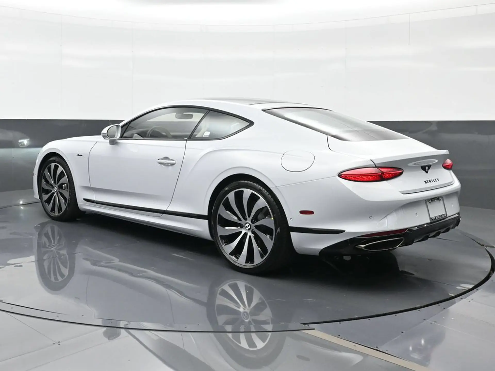 2026 Bentley Continental GT Base photo 3