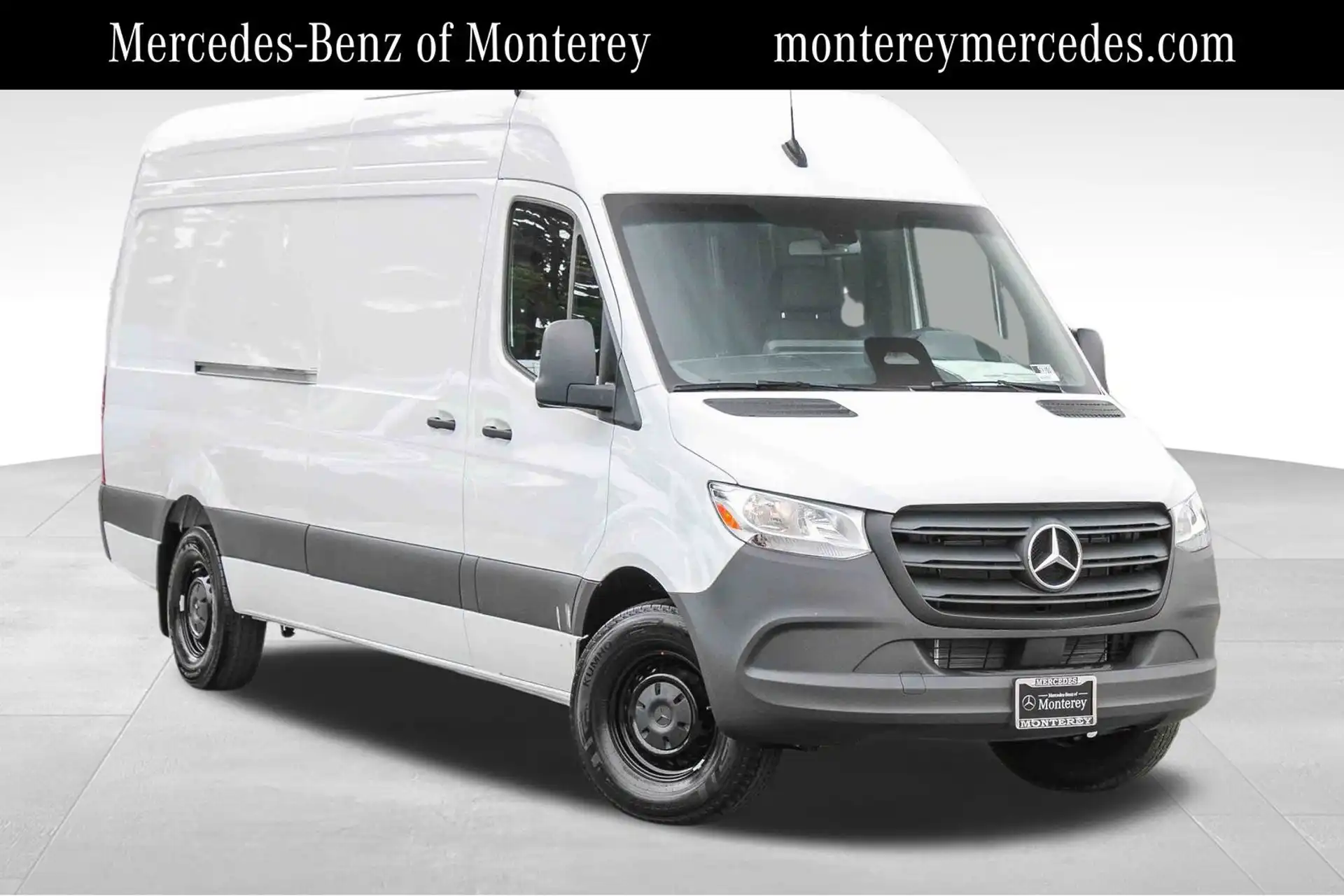 2025 Mercedes-Benz Sprinter 2500 170 WB High Roof's photo