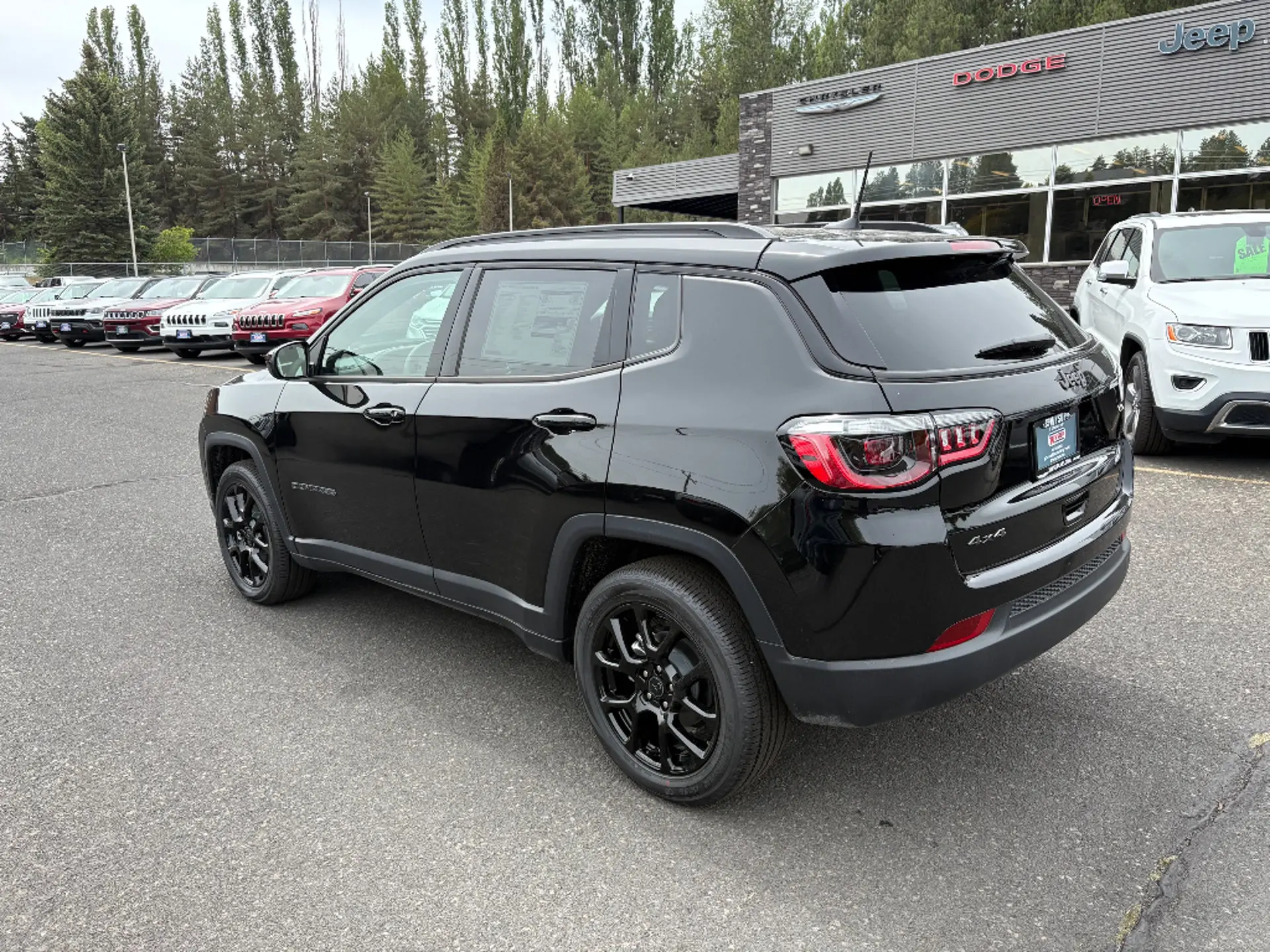 2026 Jeep Compass Altitude Special Edition 4X4 photo 3