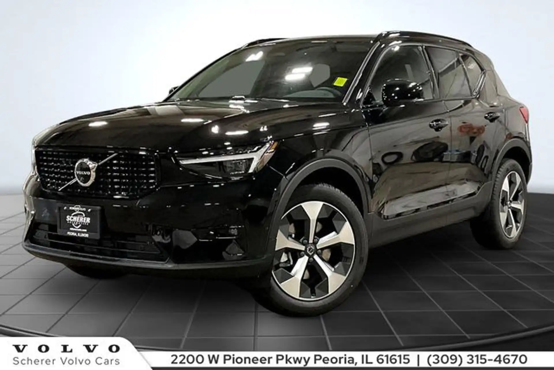 2026 Volvo XC40 B5 Plus Dark AWD's photo