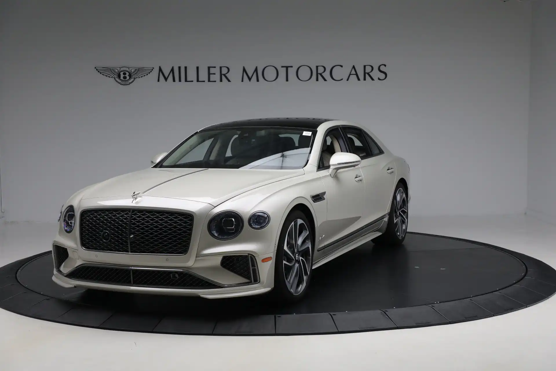 2025 Bentley Flying Spur Speed's photo