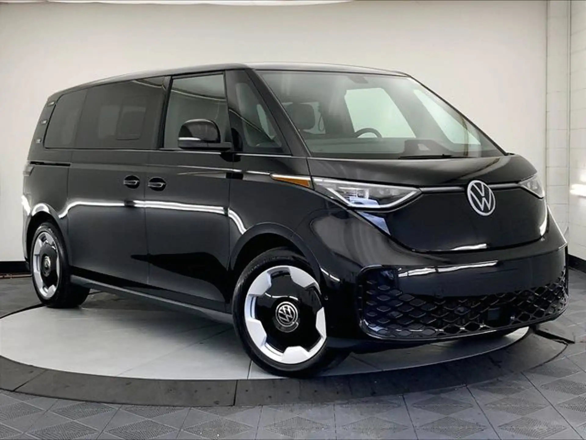 2025 Volkswagen ID. Buzz Pro S's photo