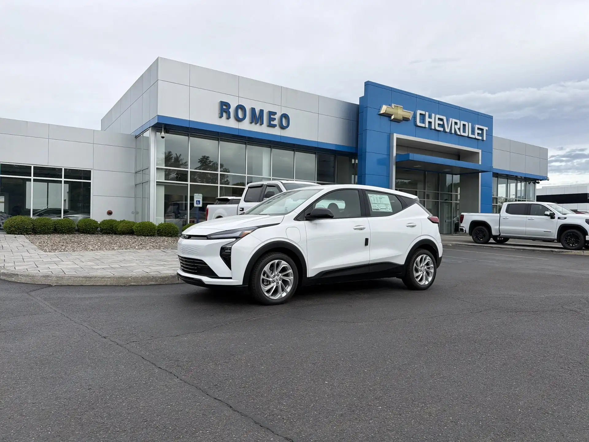 2027 Chevrolet Bolt EV LT Auto's photo