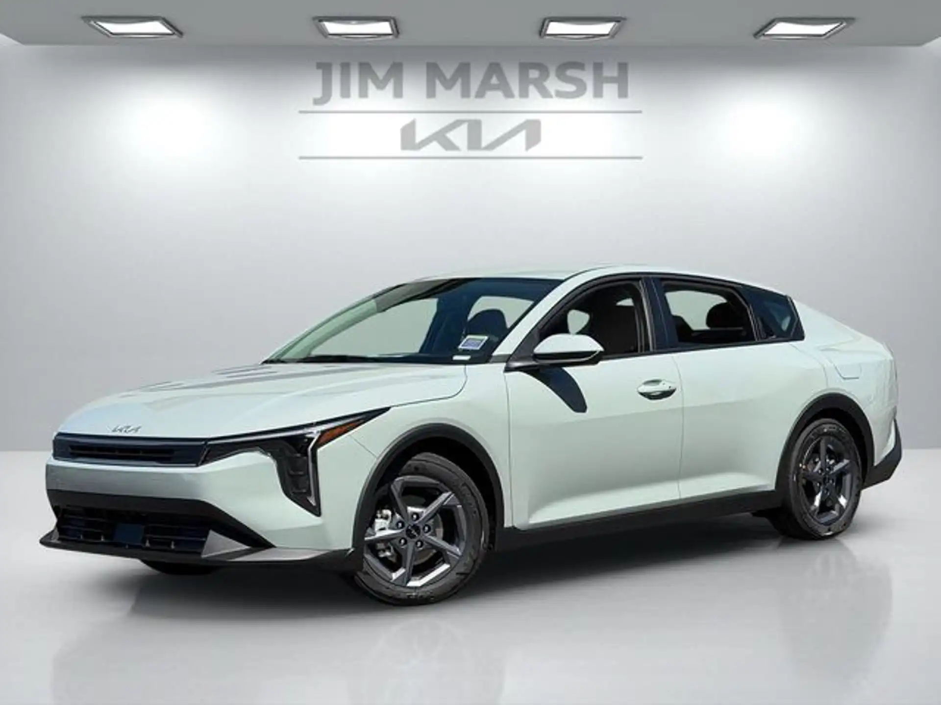 2026 Kia K4 LXS AT's photo
