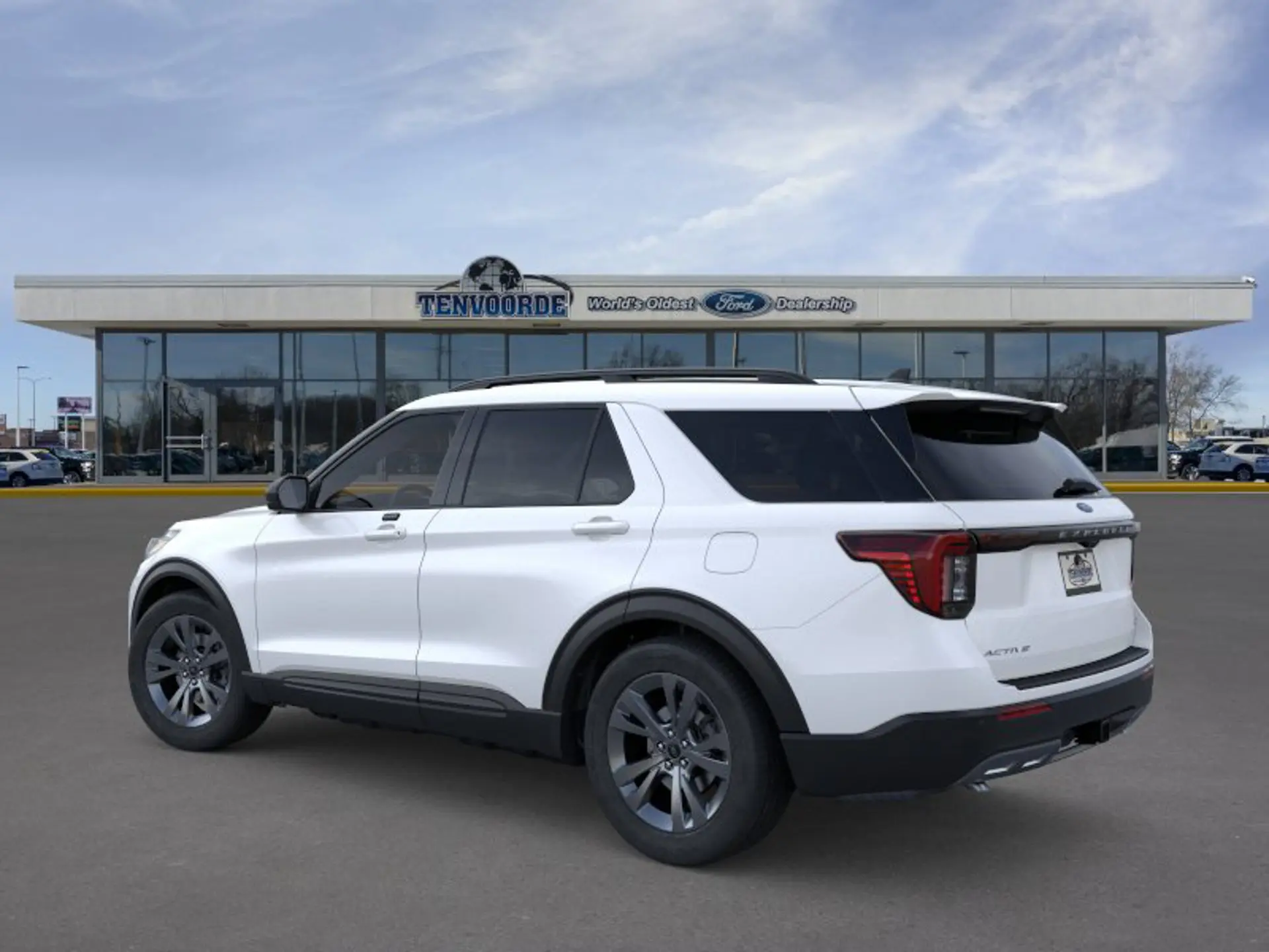 2026 Ford Explorer Active 4WD photo 4