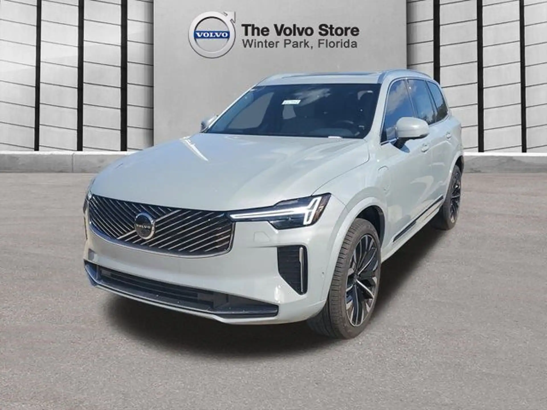 2026 Volvo XC90 T8 Recharge Plus Bright 6-Seater 4WD's photo