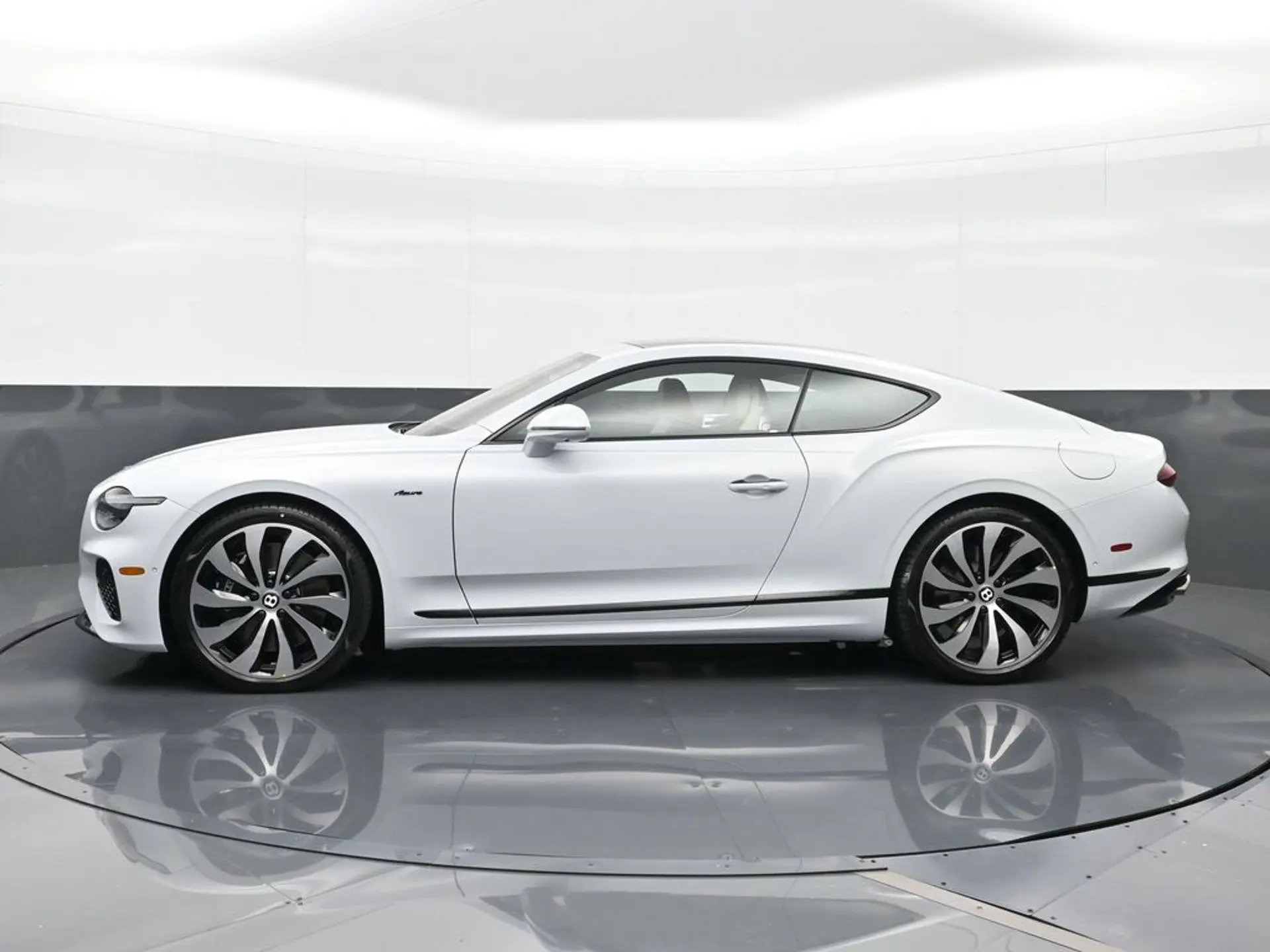 2026 Bentley Continental GT Base photo 5
