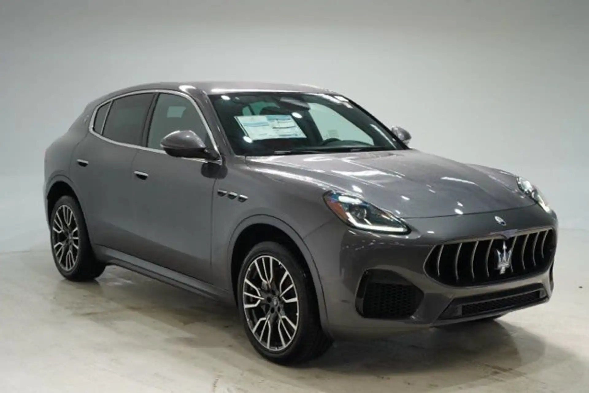 2025 Maserati Grecale 2.0 MHEV AUTO 4WD's photo
