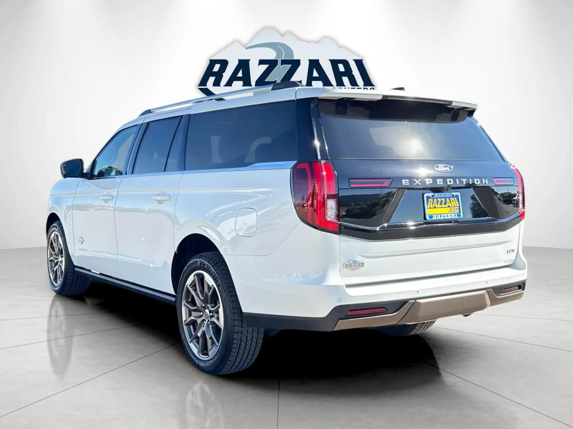2027 Ford Expedition King Ranch MAX 4x4 photo 5