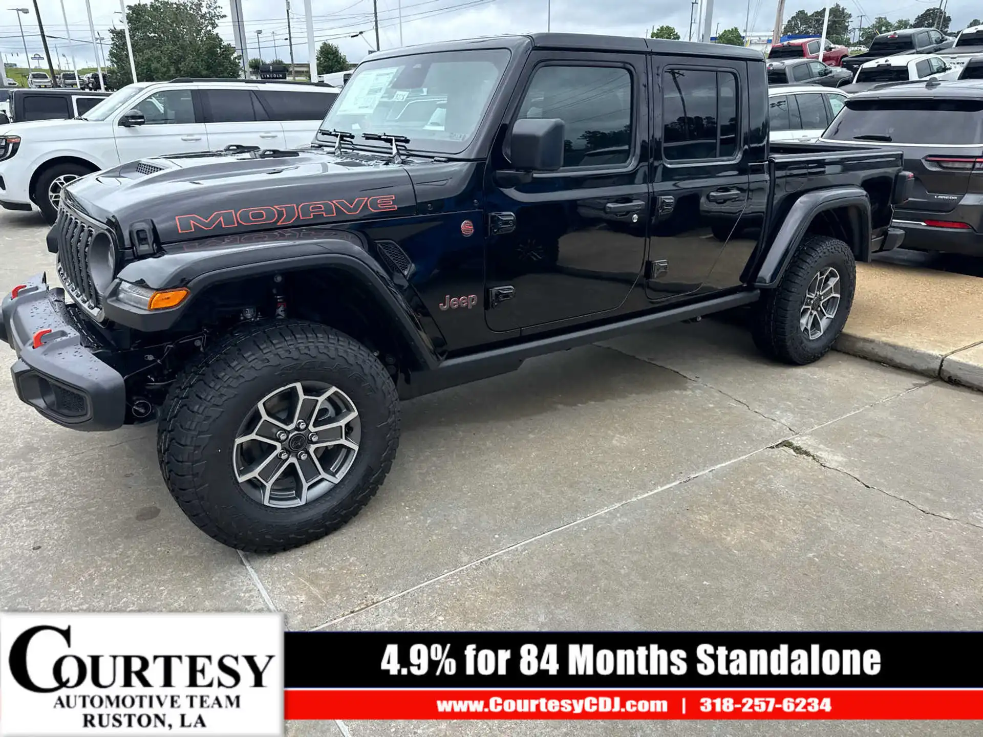 2026 Jeep Gladiator Mojave Auto's photo