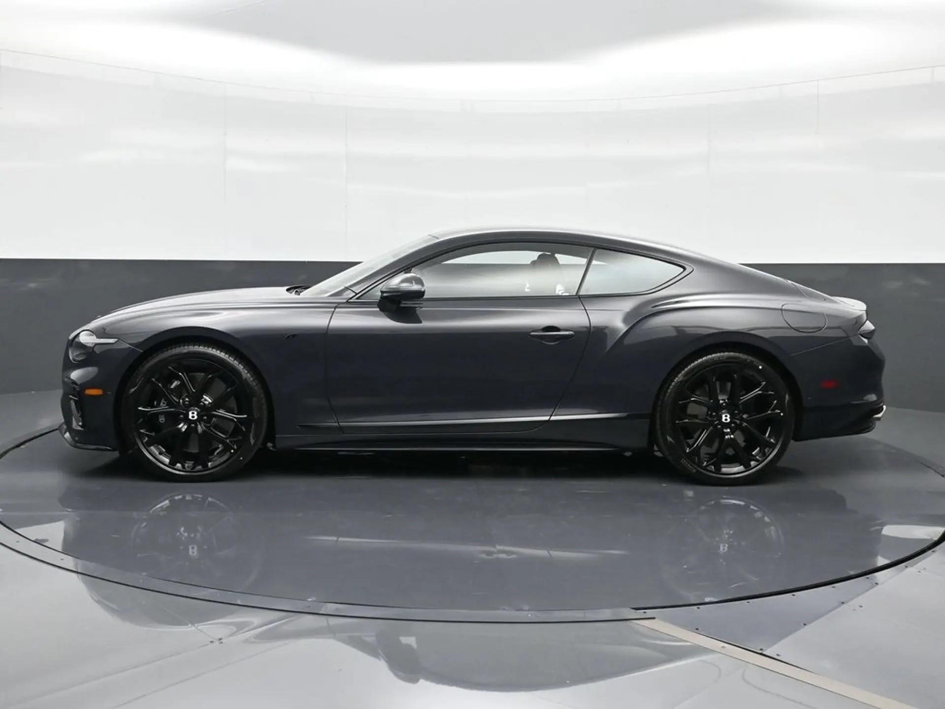 2026 Bentley Continental GT Base photo 5