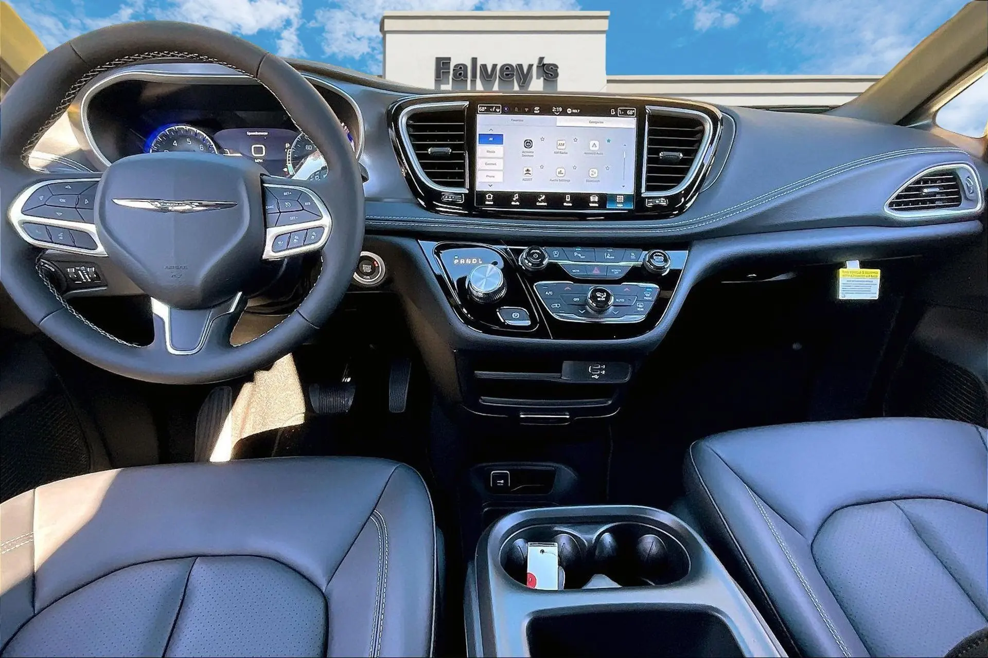 2026 Chrysler Pacifica Select photo 5
