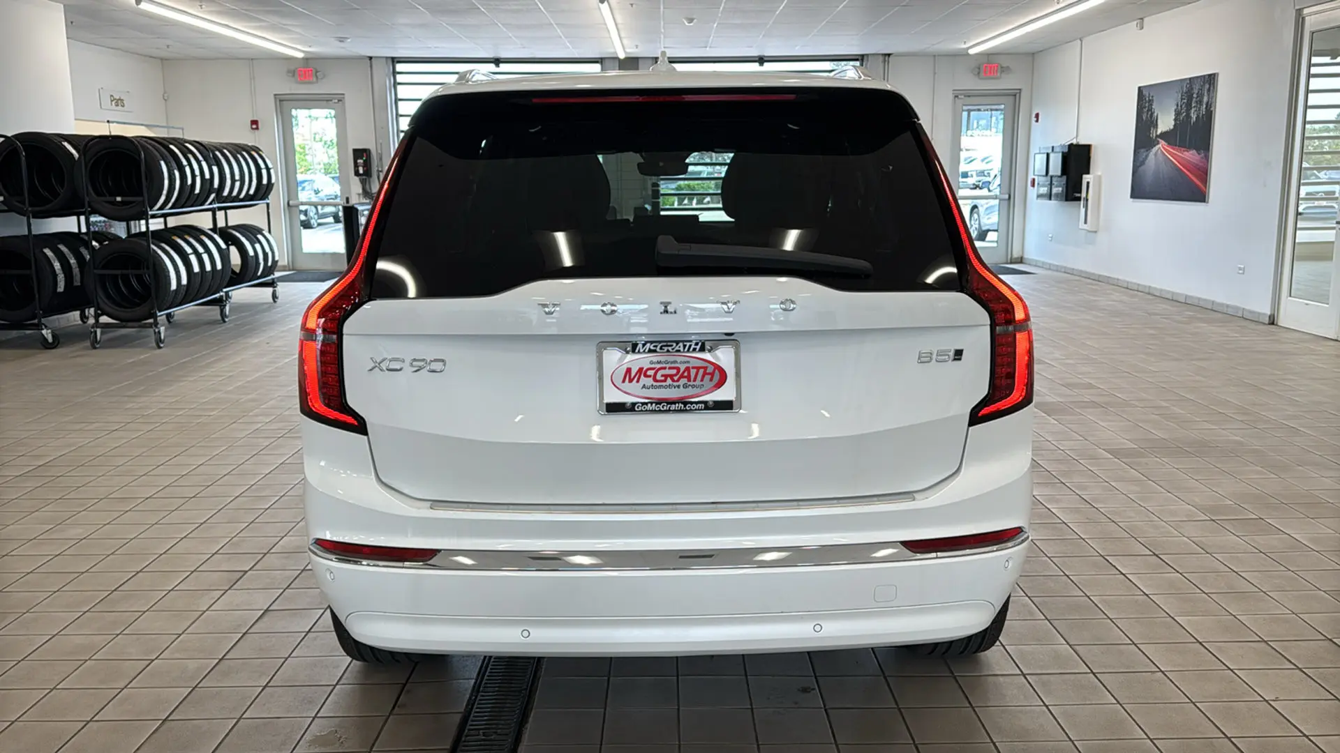2026 Volvo XC90 B5 Core Bright 4WD photo 5