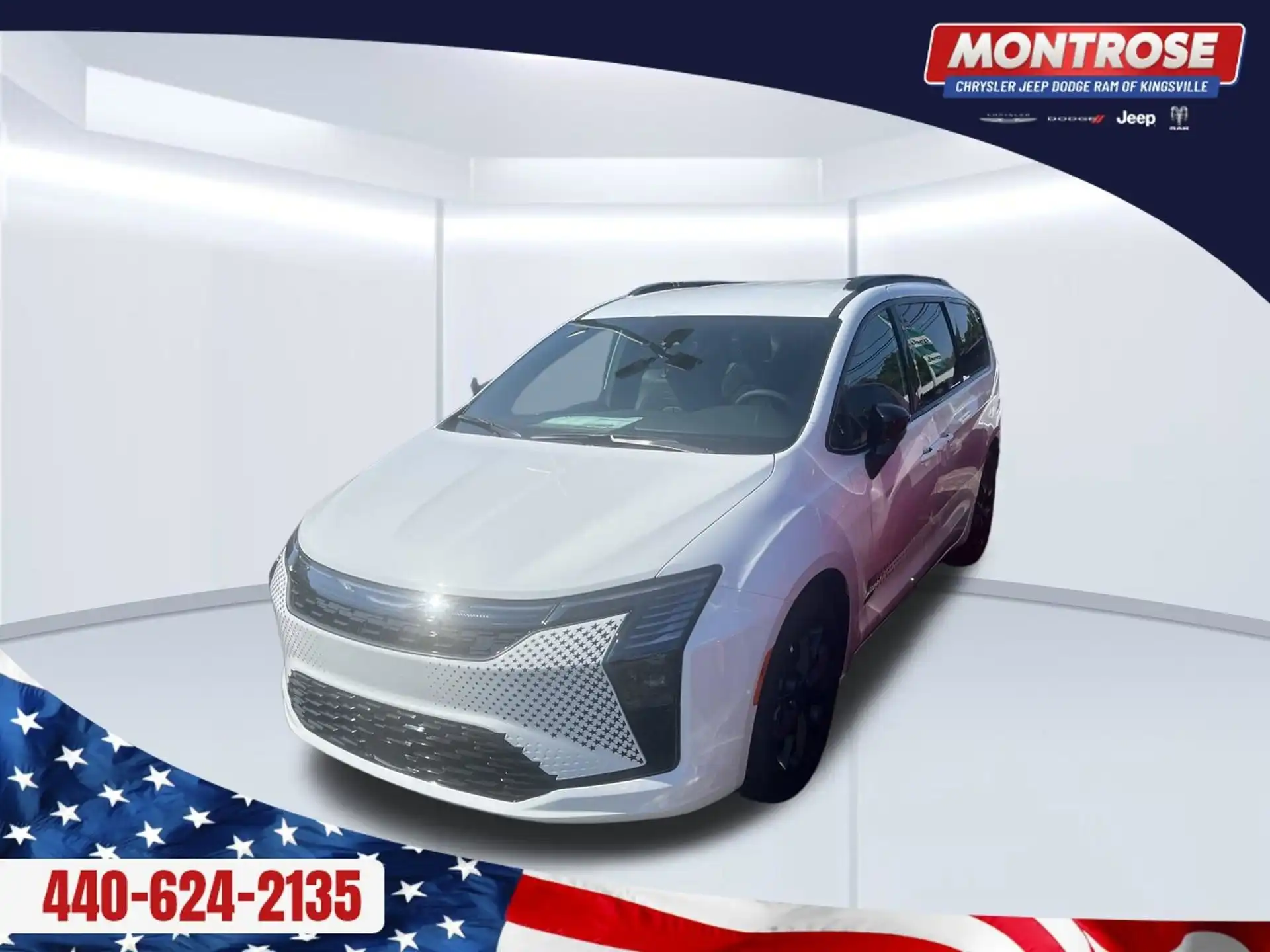 2027 Chrysler Pacifica Select's photo