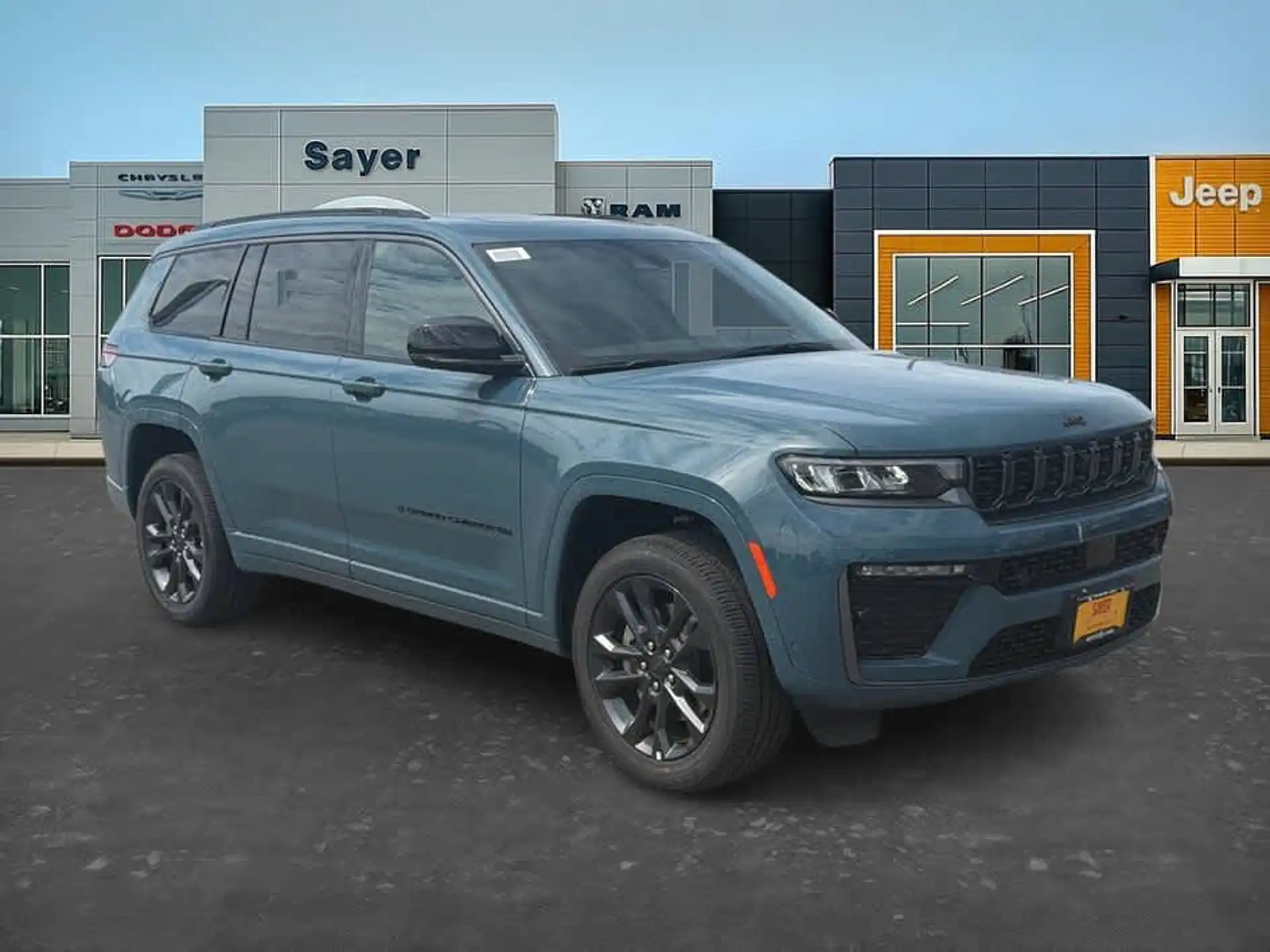 2026 Jeep Grand Cherokee L Limited Reserve 4x4's photo