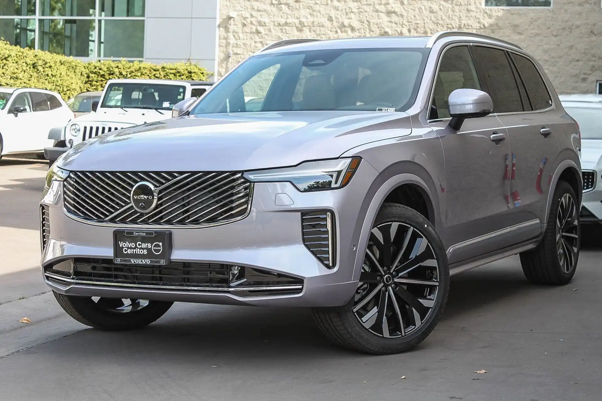 2026 Volvo XC90 B6 Plus Bright 7-Seater 4WD's photo