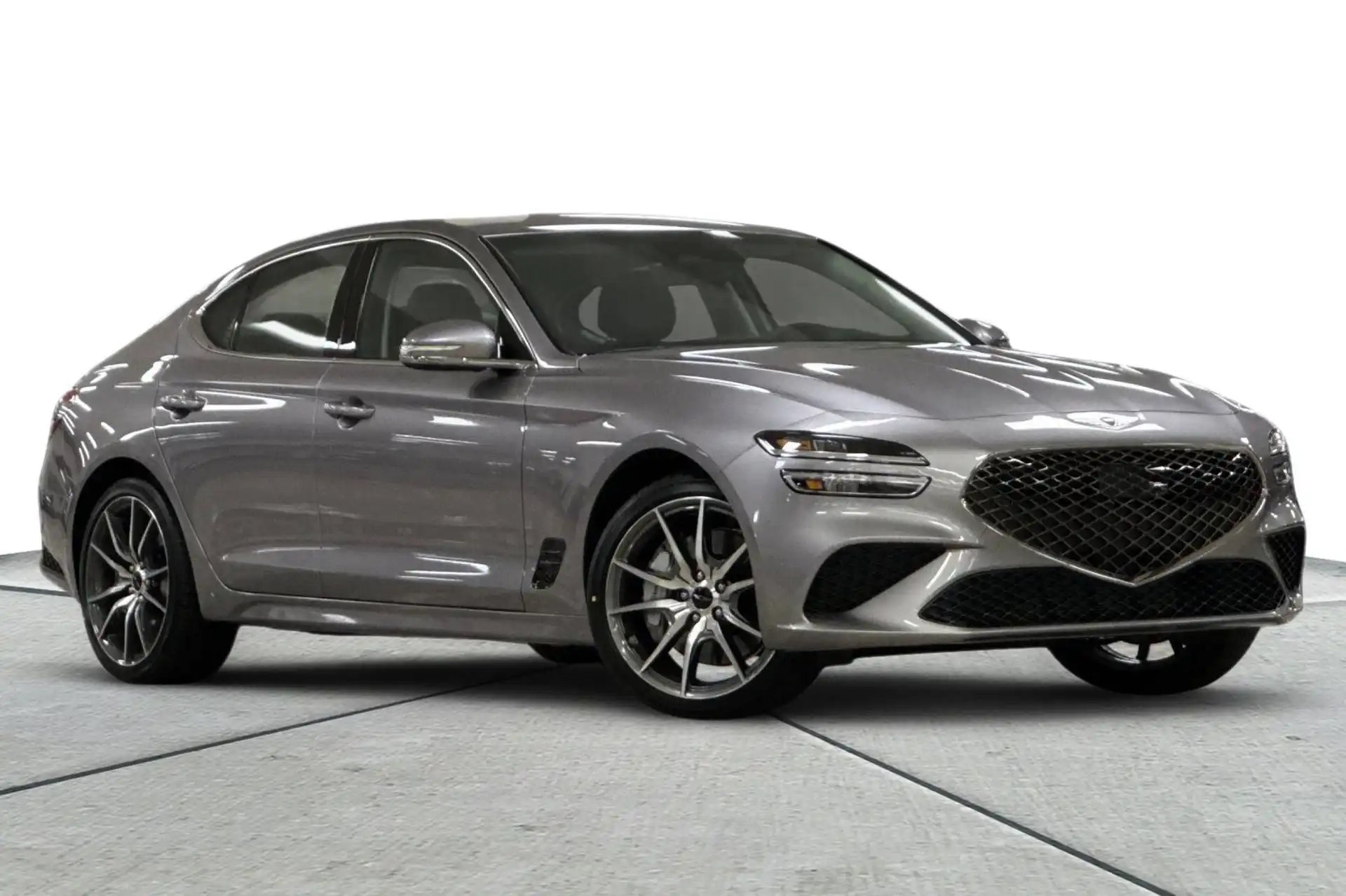 2026 Genesis G70 2.5T Standard's photo