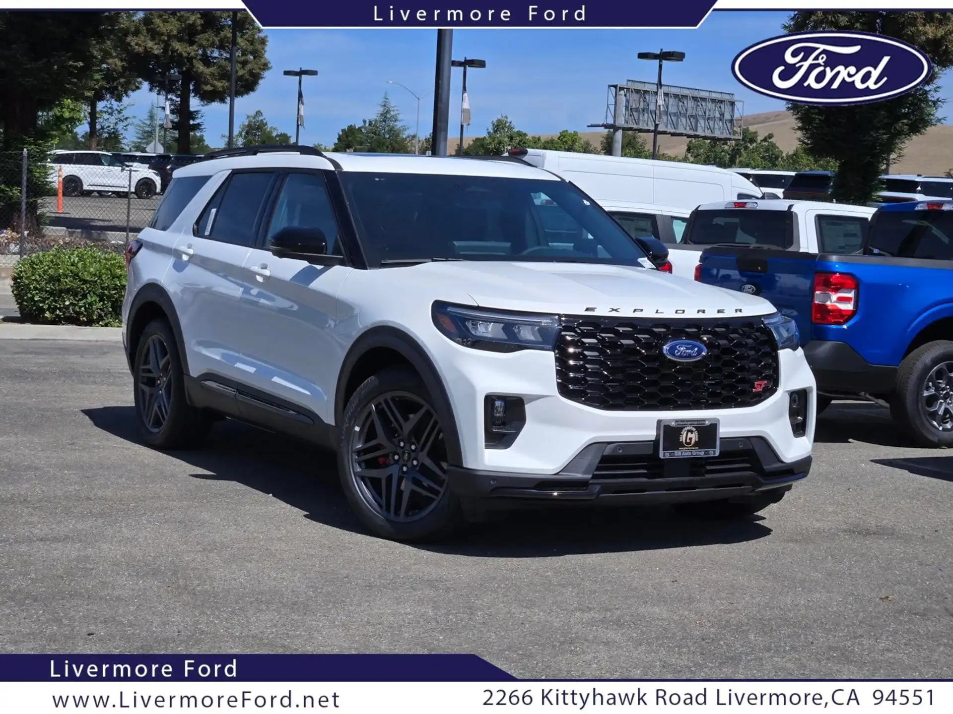 2026 Ford Explorer ST 4WD's photo