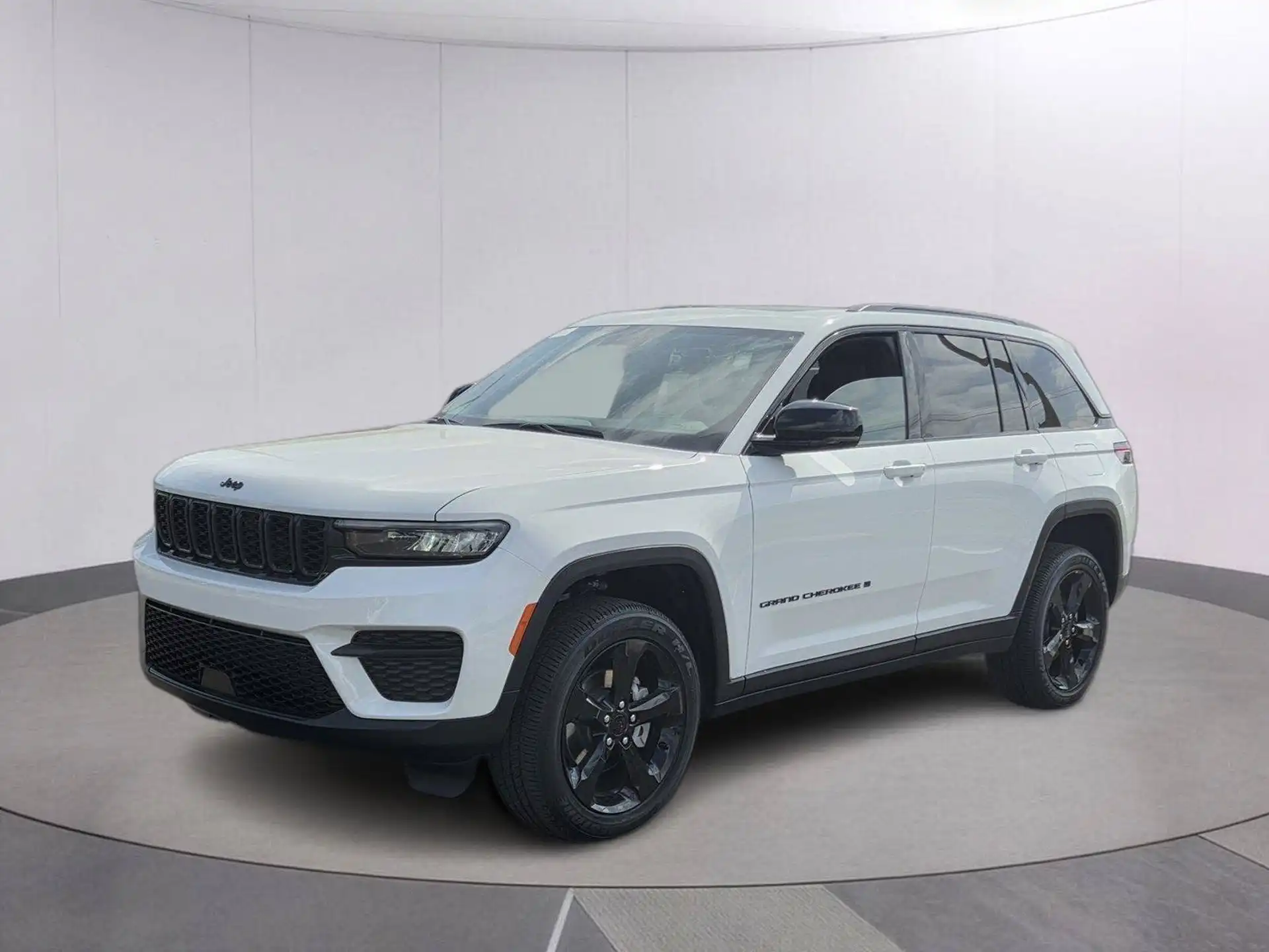 2025 Jeep Grand Cherokee Altitude X's photo
