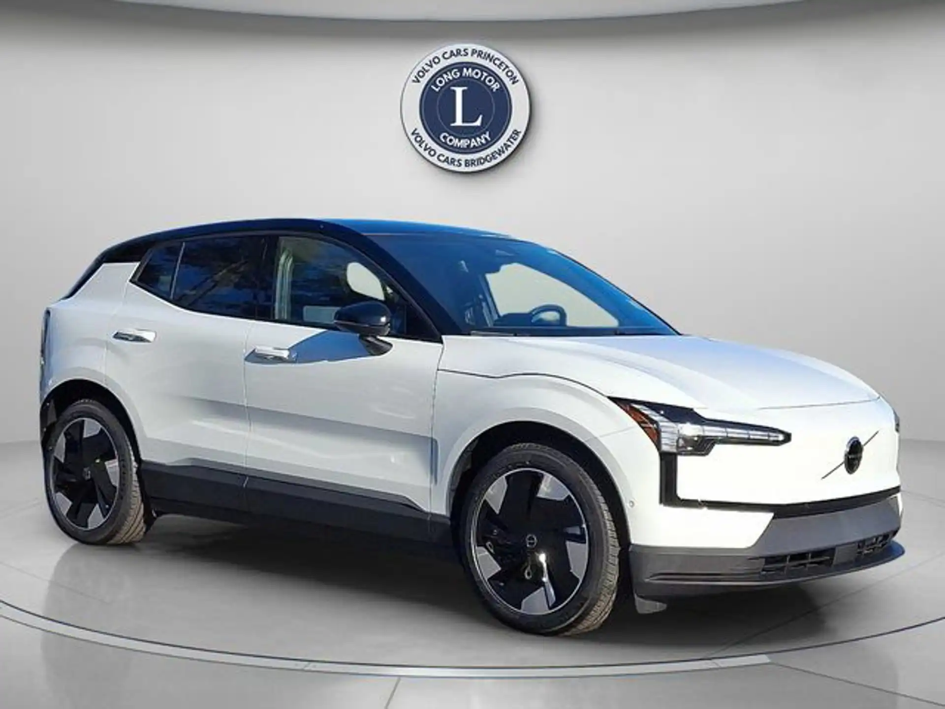 2026 Volvo EX30 Twin Motor Performance Ultra's photo