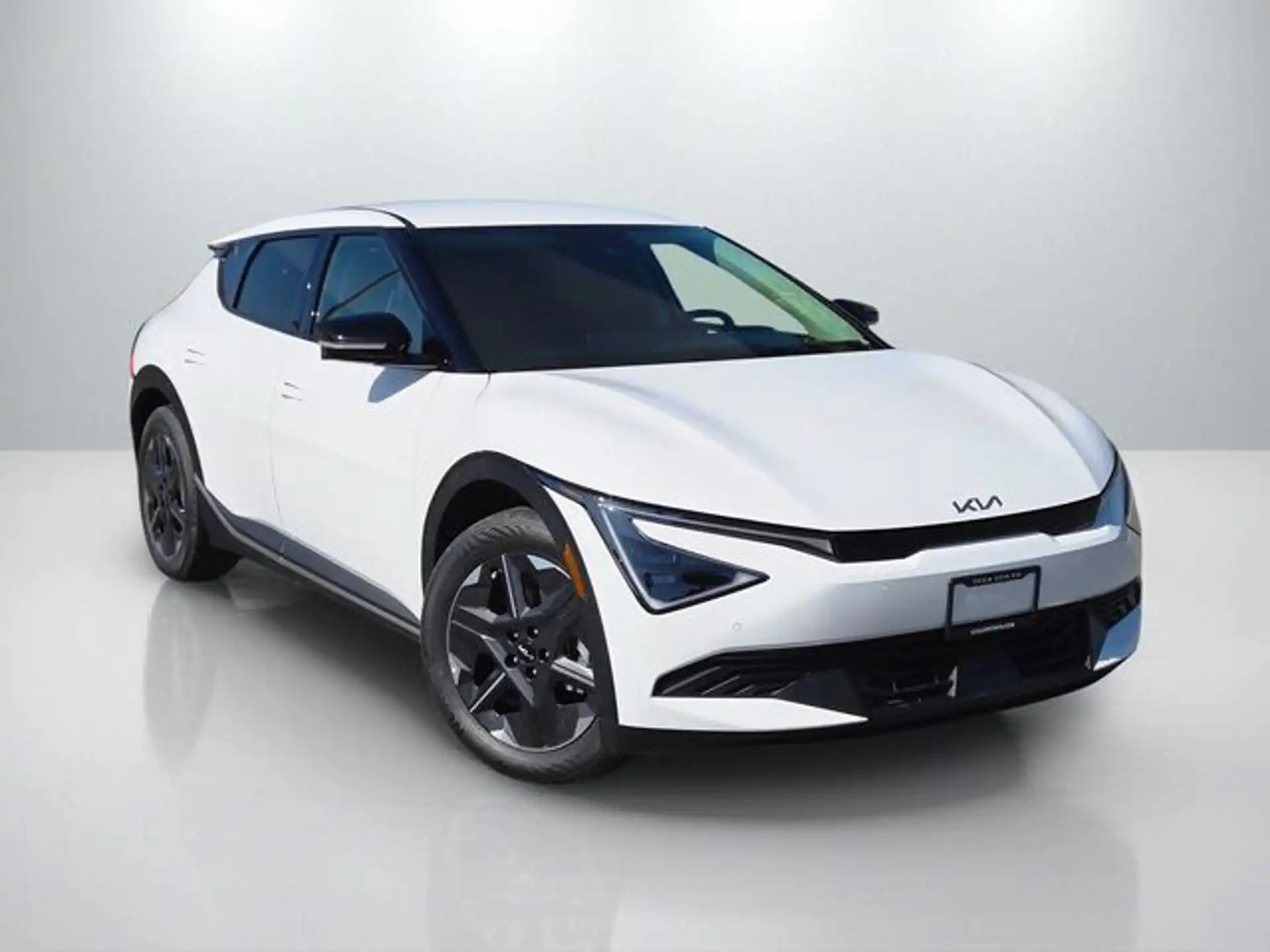 2026 Kia EV6 Light L/R's photo