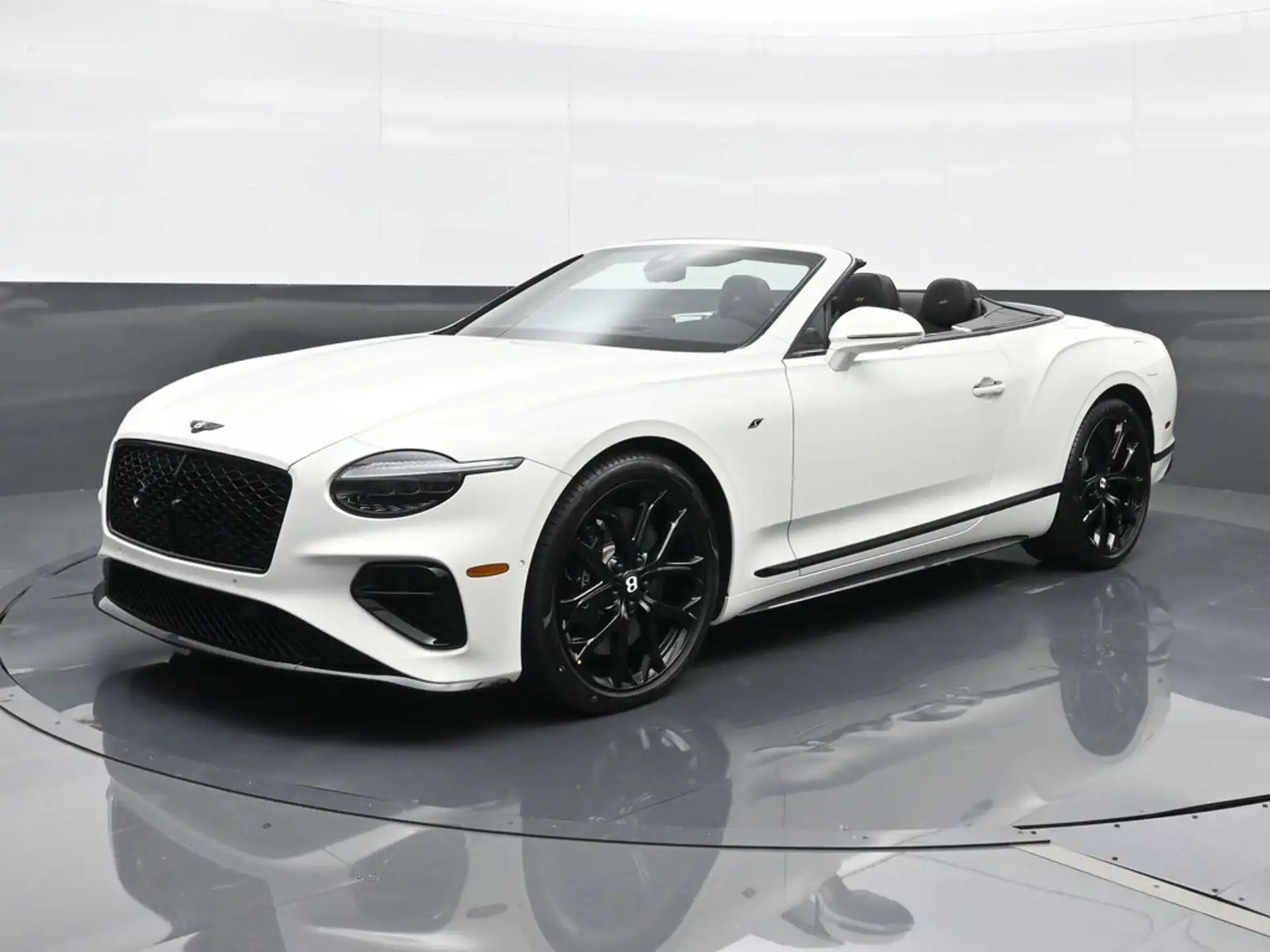 2026 Bentley Continental GT's photo